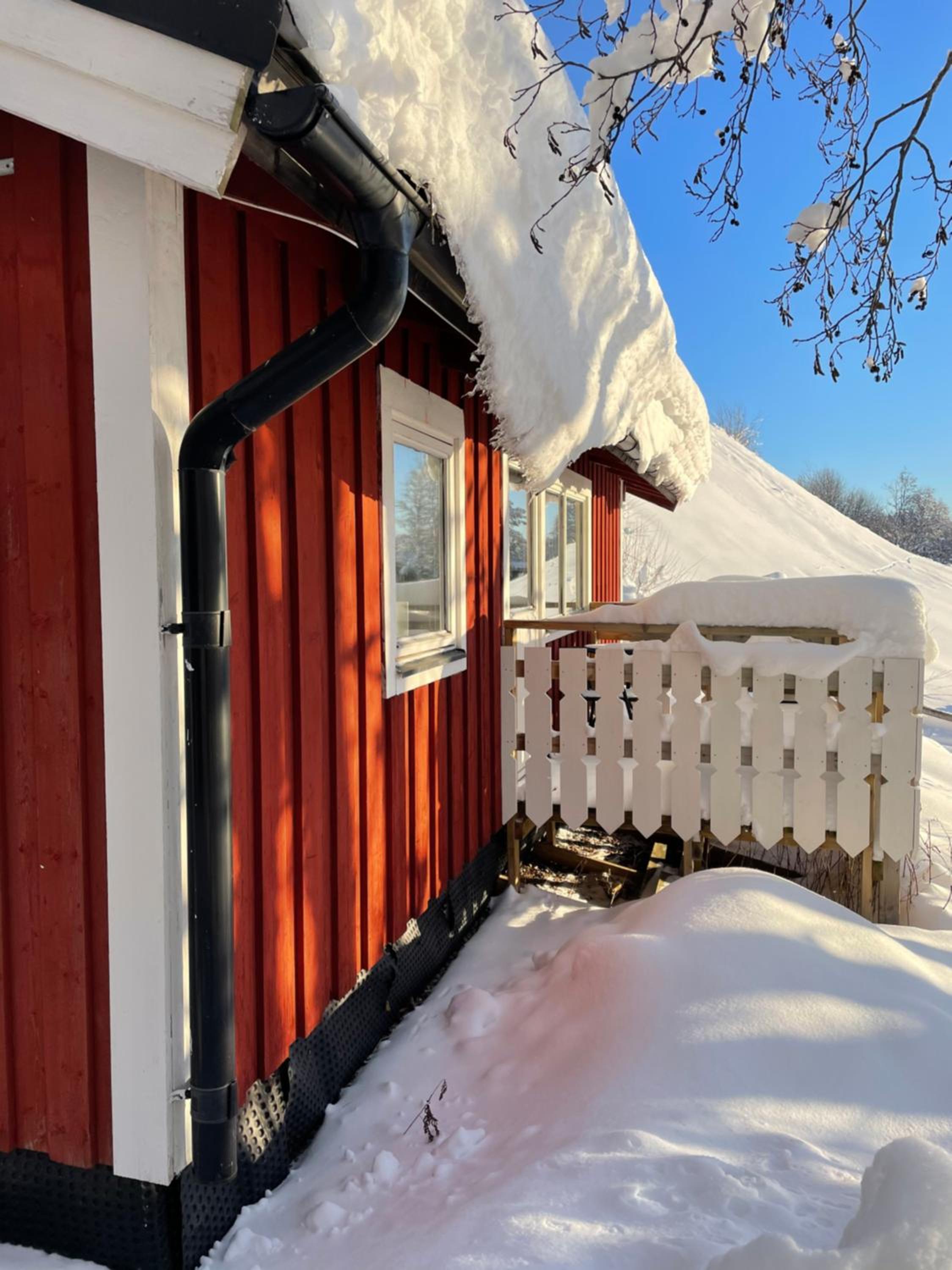 Two-Bedroom Cottage - Photo 19