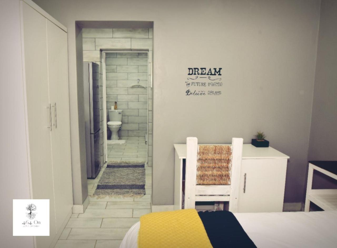 Budget Double Room - Photo 1