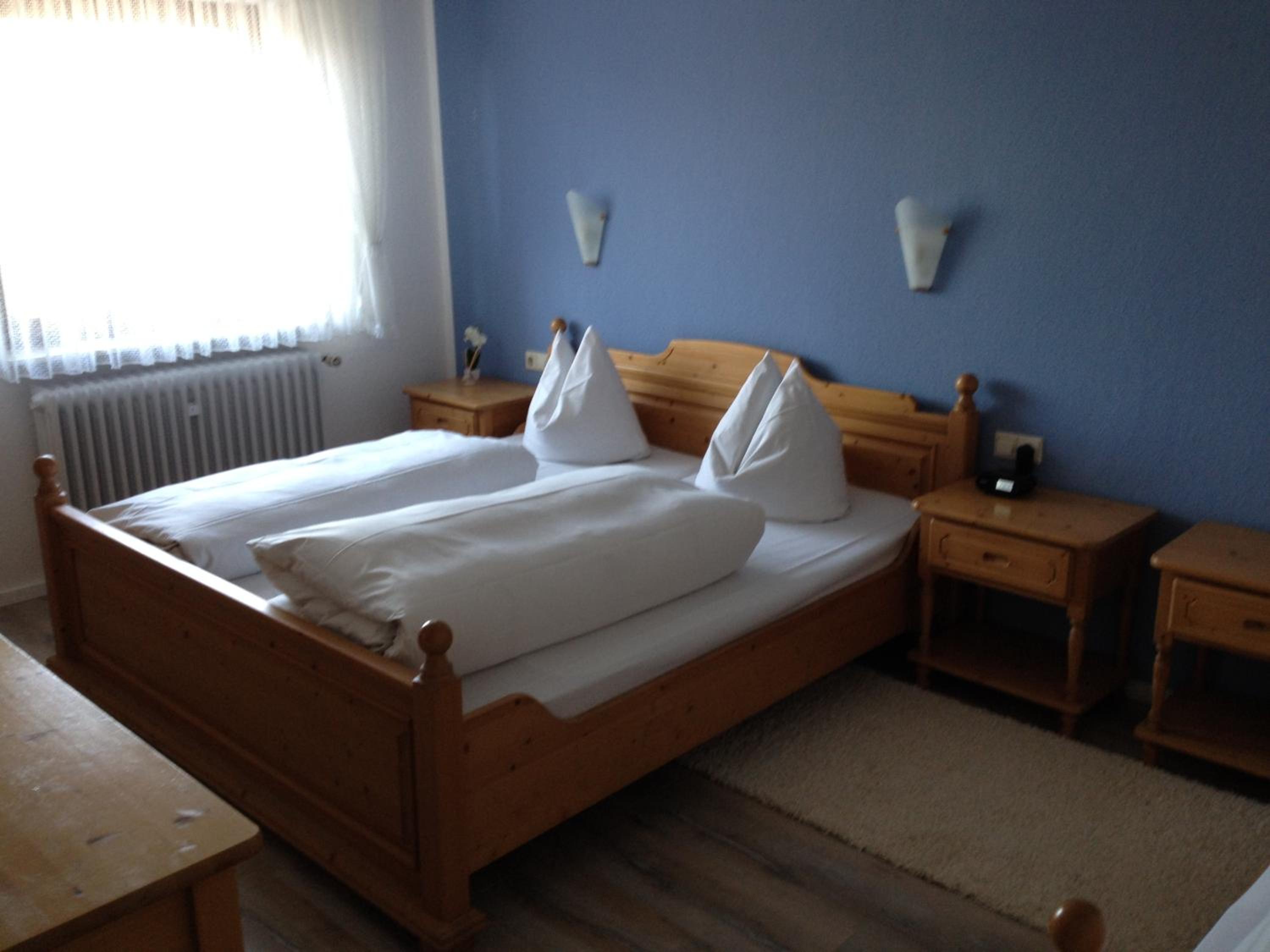 Double Room - Photo 9