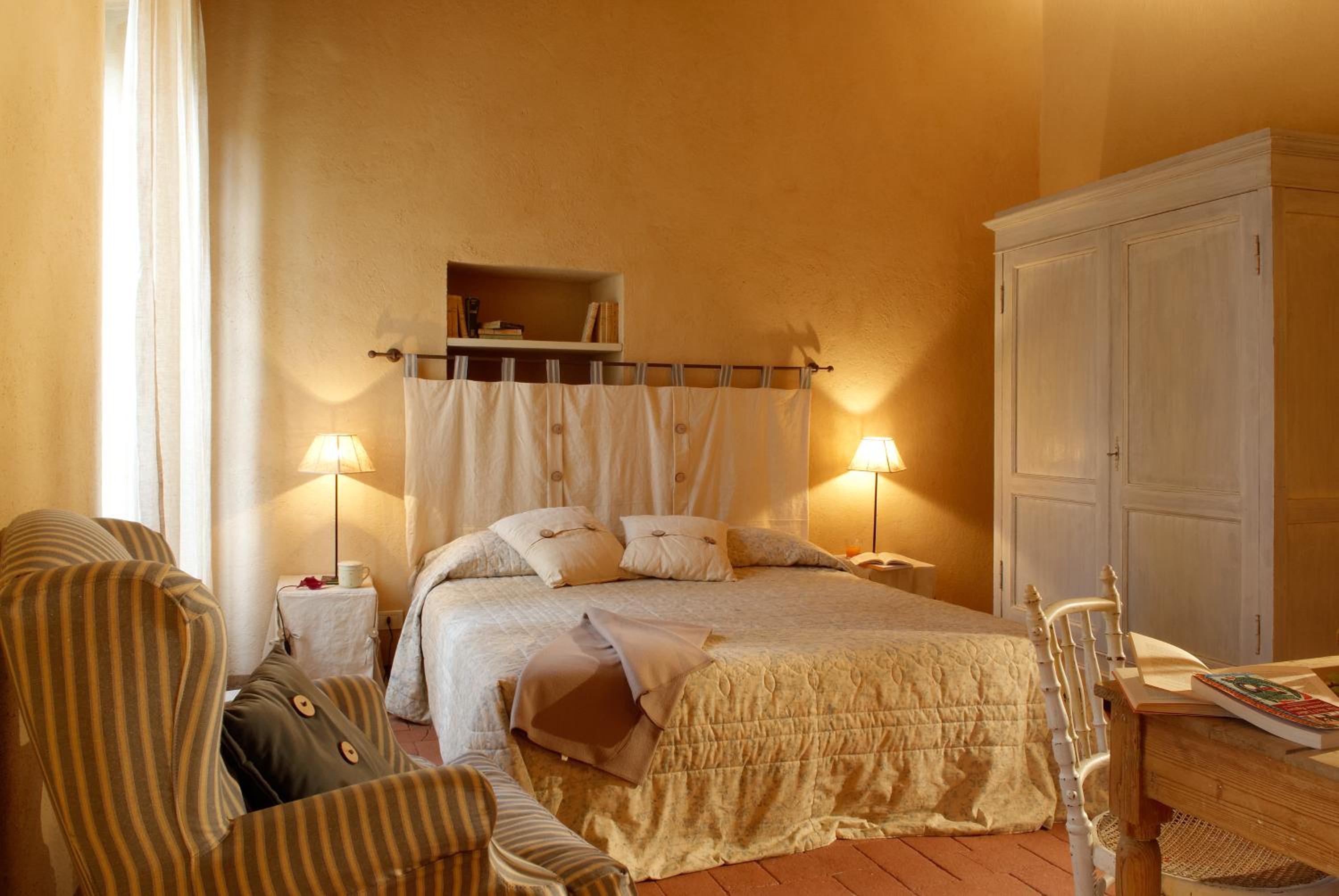 One-Bedroom Apartment with Patio (4 Adults) photo 3