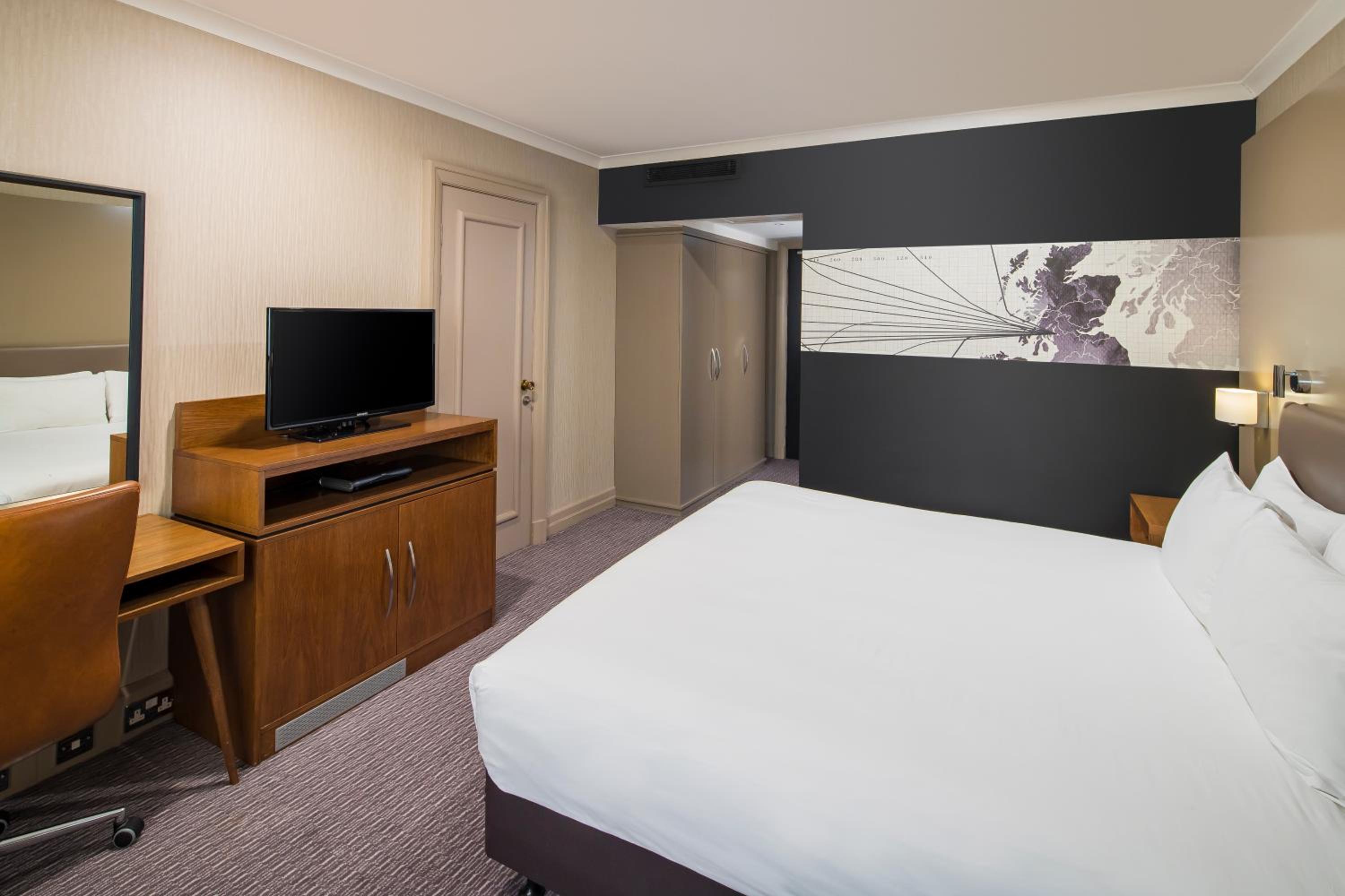 Standard Super King Room - Lounge Access - Photo 2