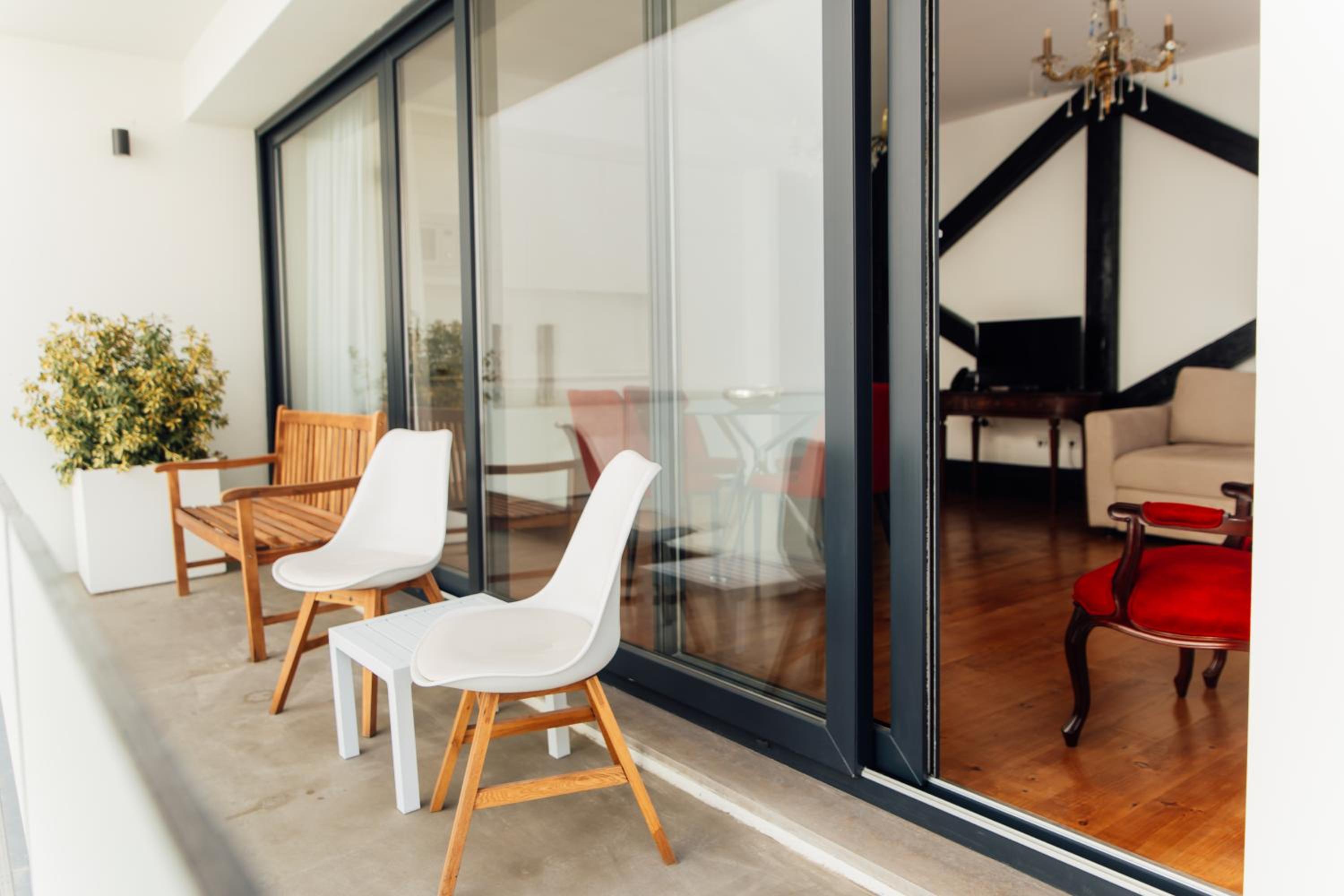 Superior Two-Bedroom Apartment with Balcony and Garden View - Photo 35