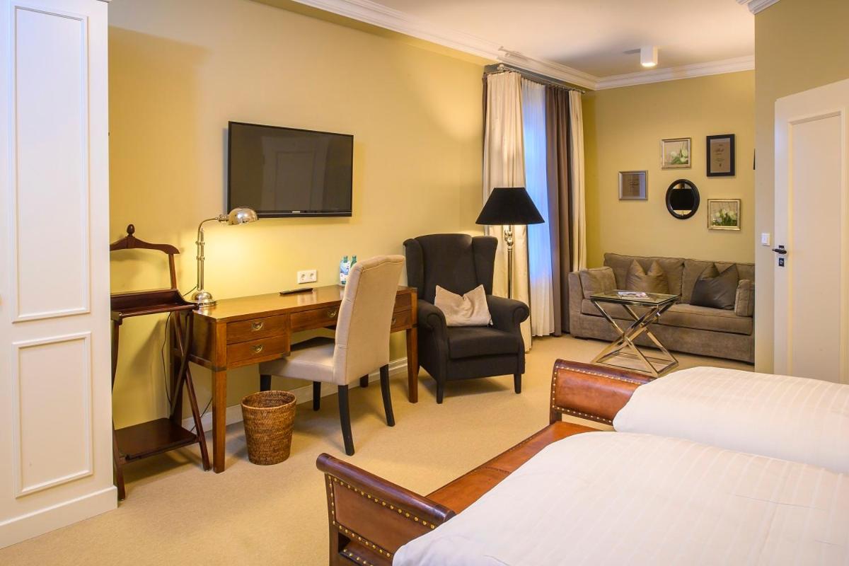 Double Room - Photo 3