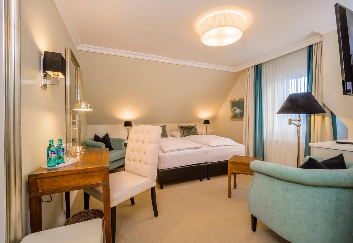 Double Room - Photo 5