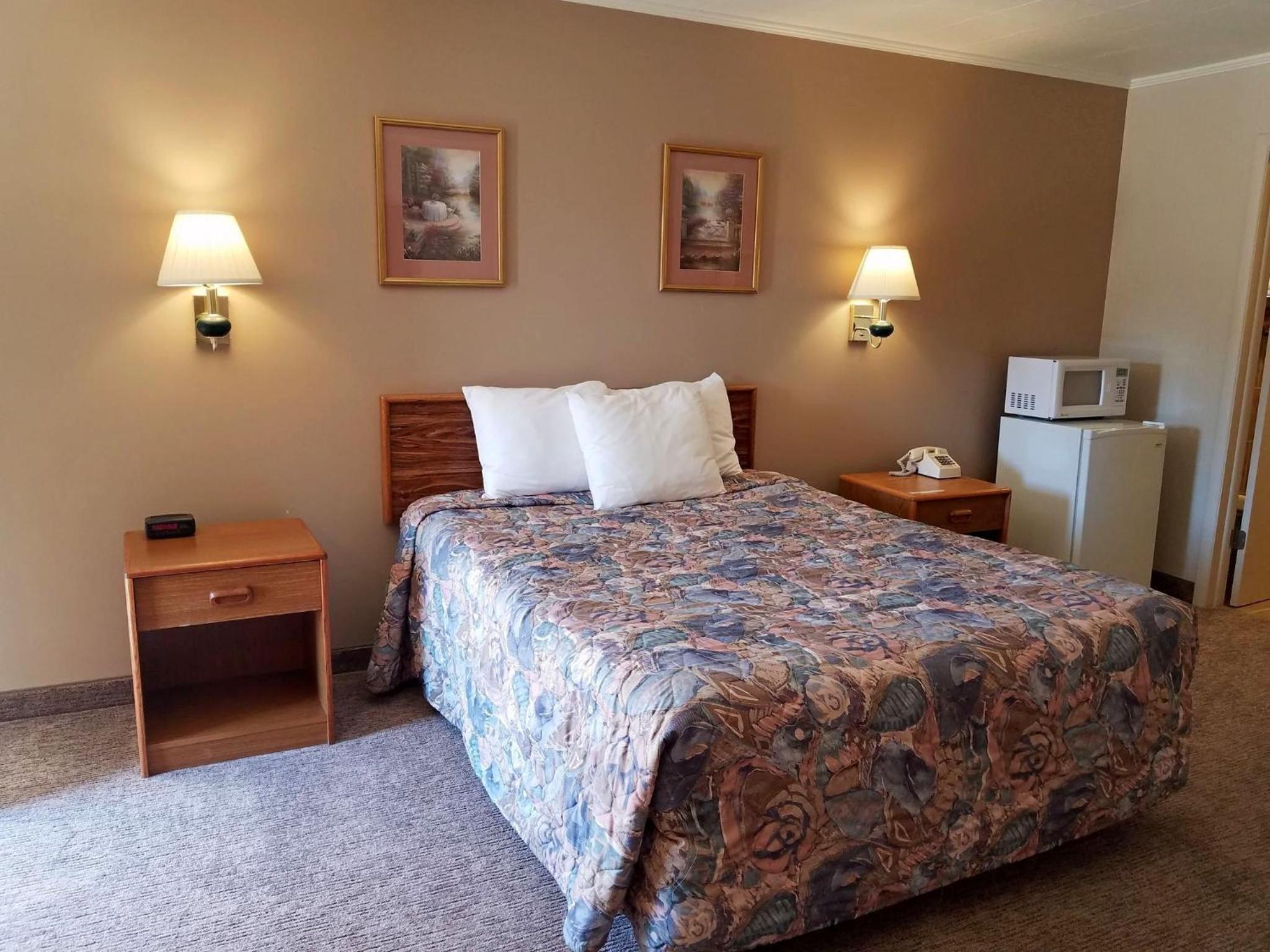 Deluxe Double Room with Bath photo 2