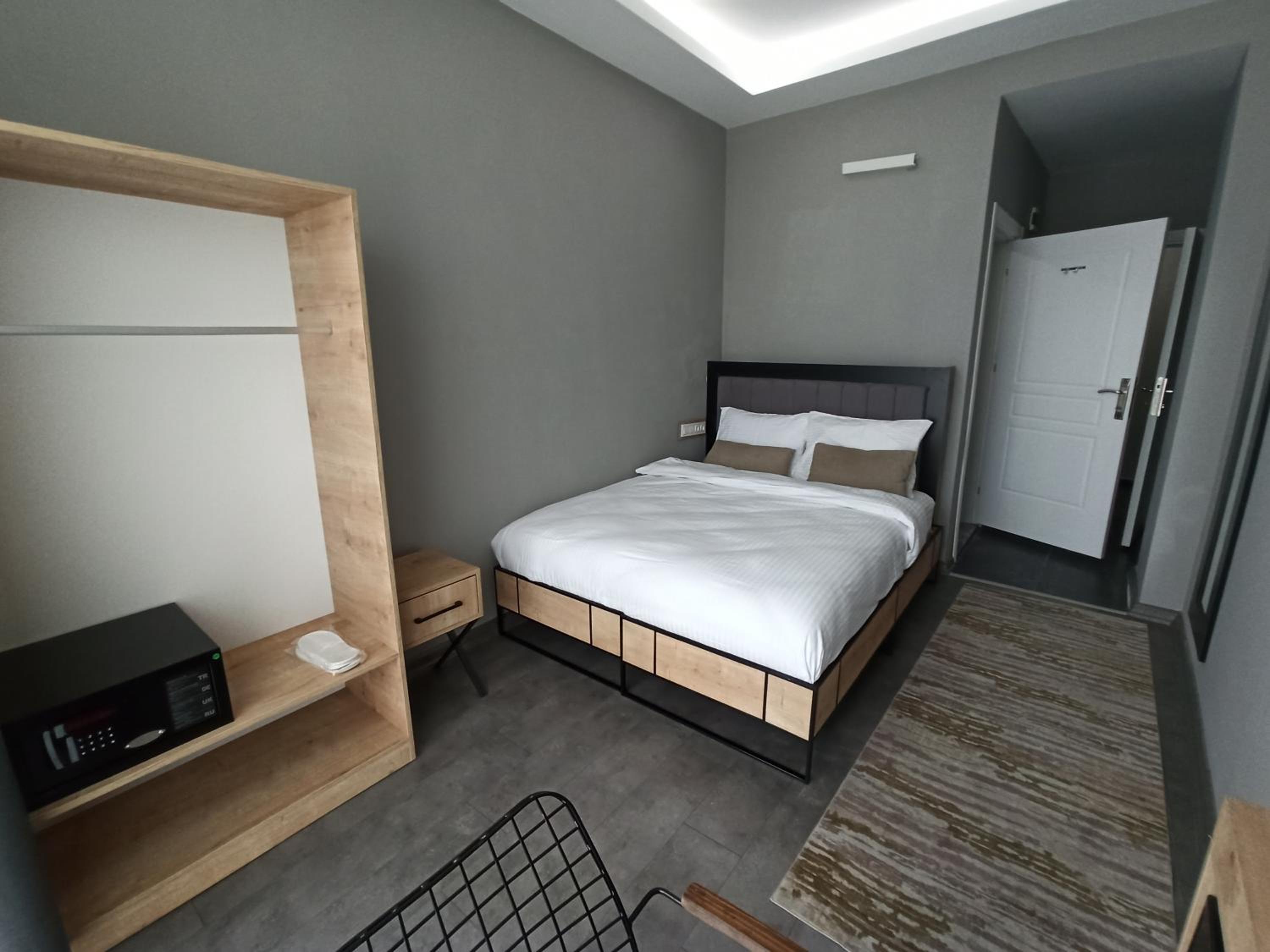 Deluxe Double Room - Photo 1