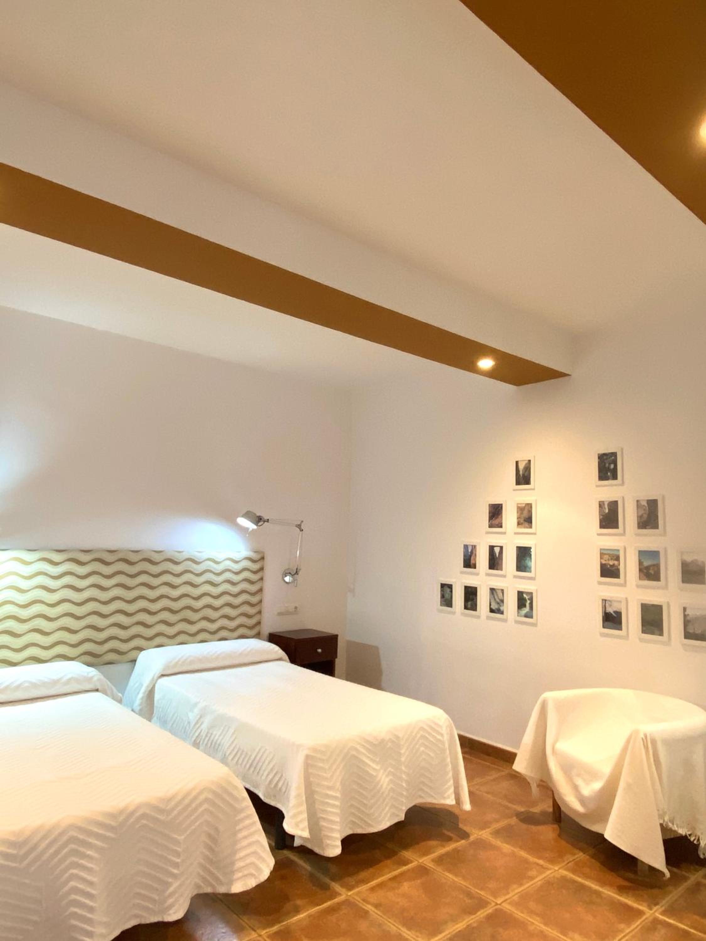 Standard Double or Twin Room - Photo 1
