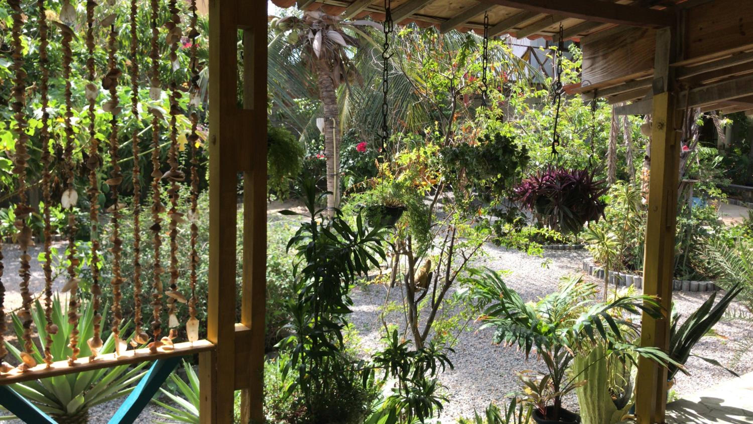 Double Room with Patio - Photo 15