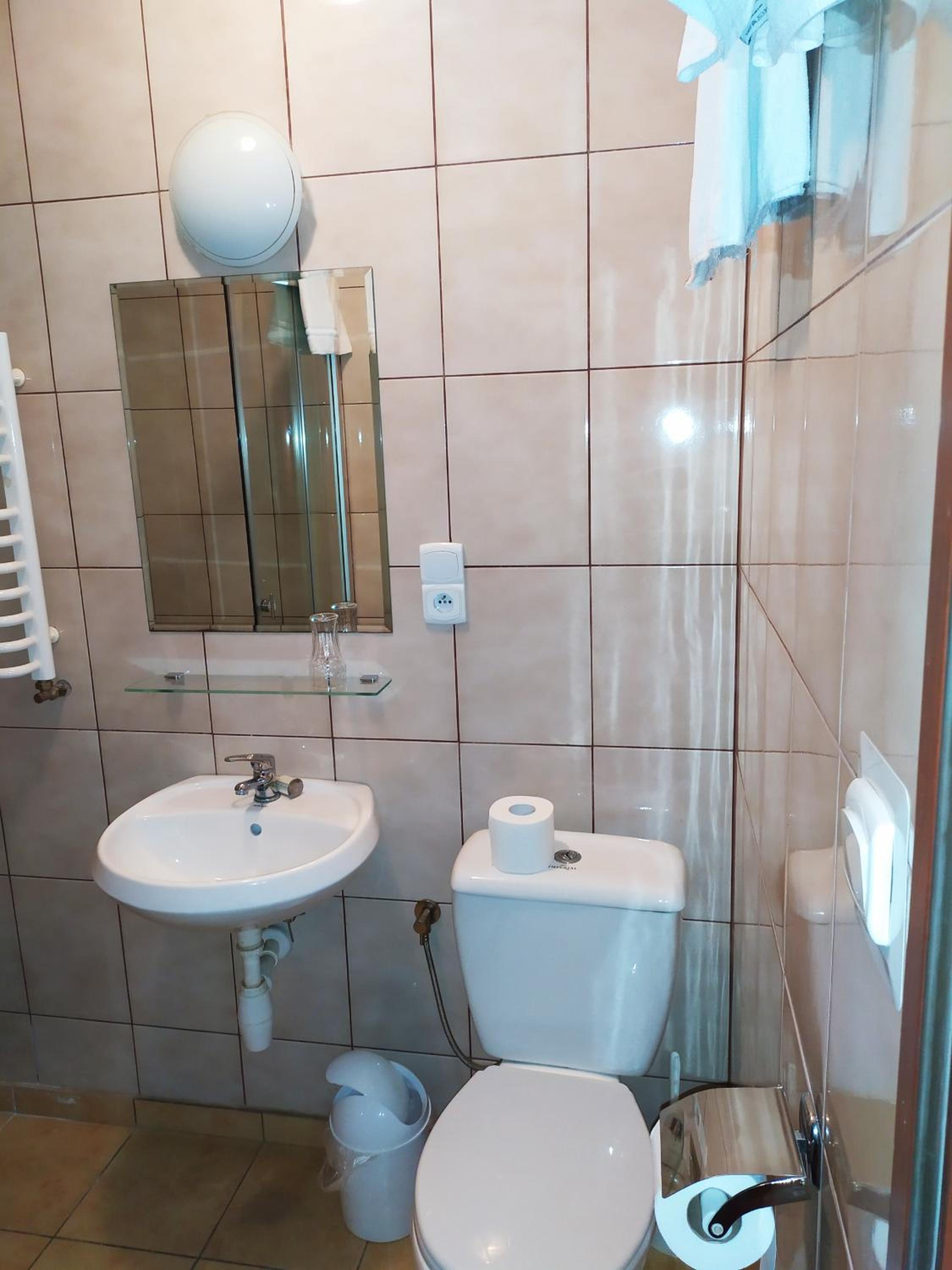 Single Room photo 3