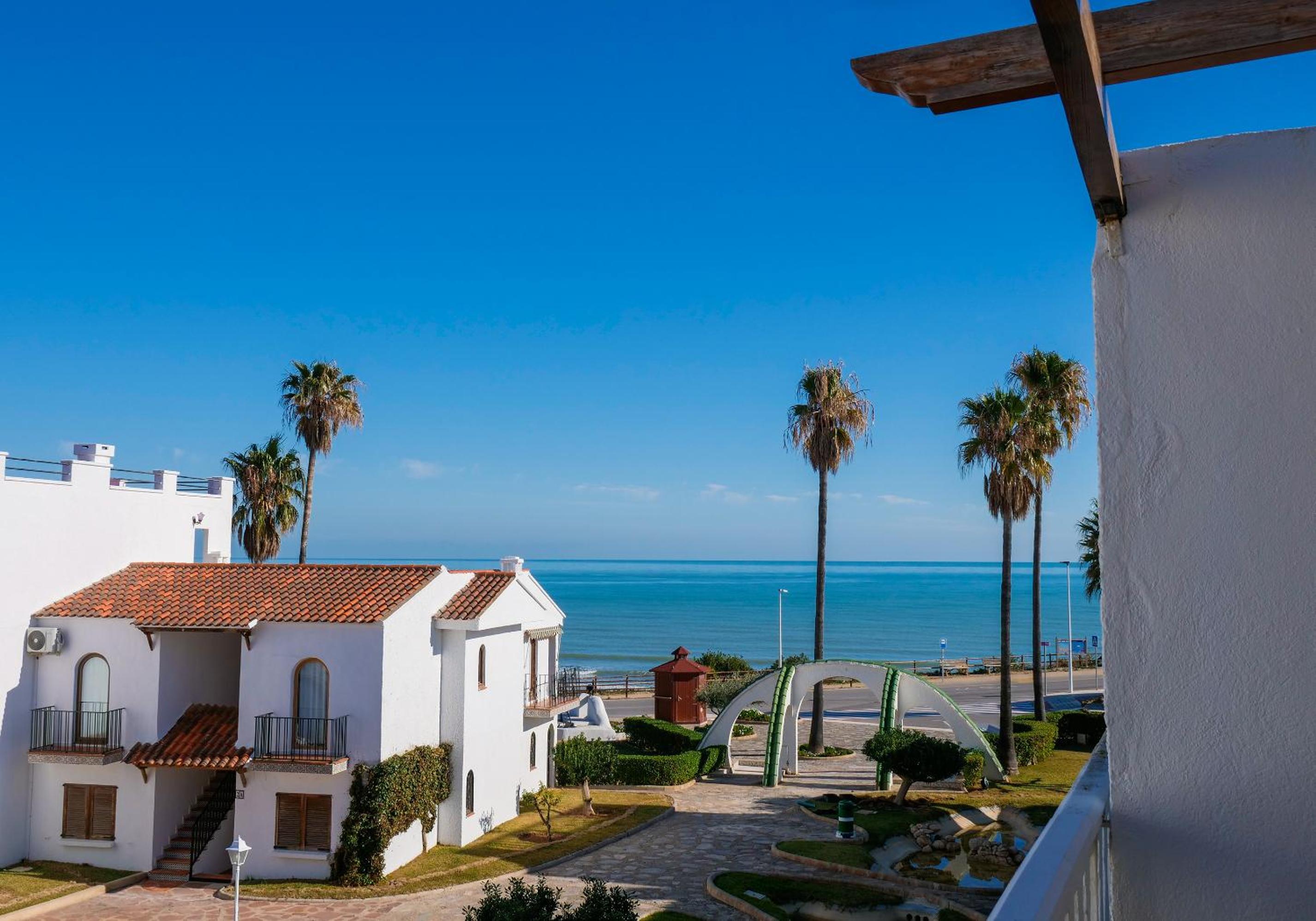 Apartment with Sea View photo 2