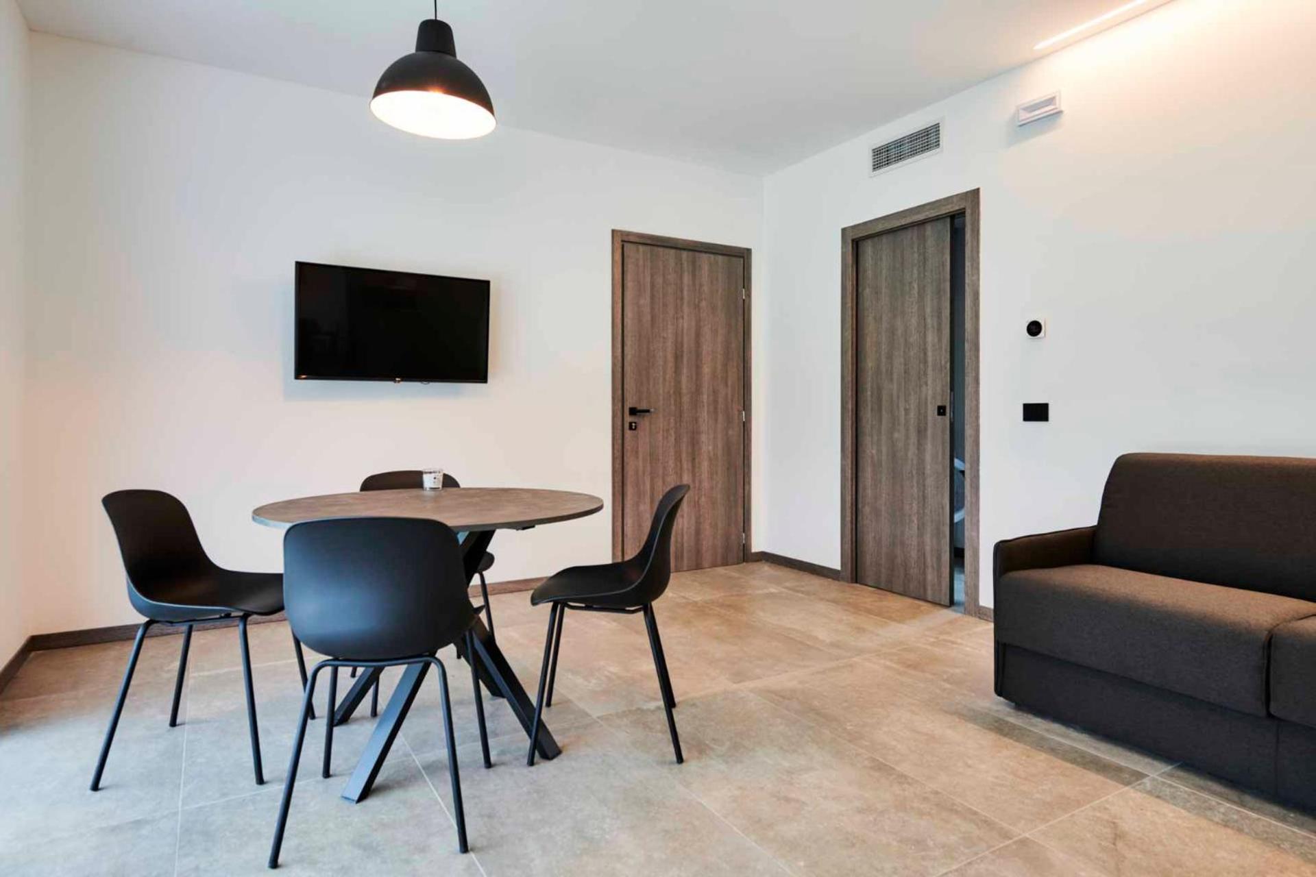 Apartment with Garden View
