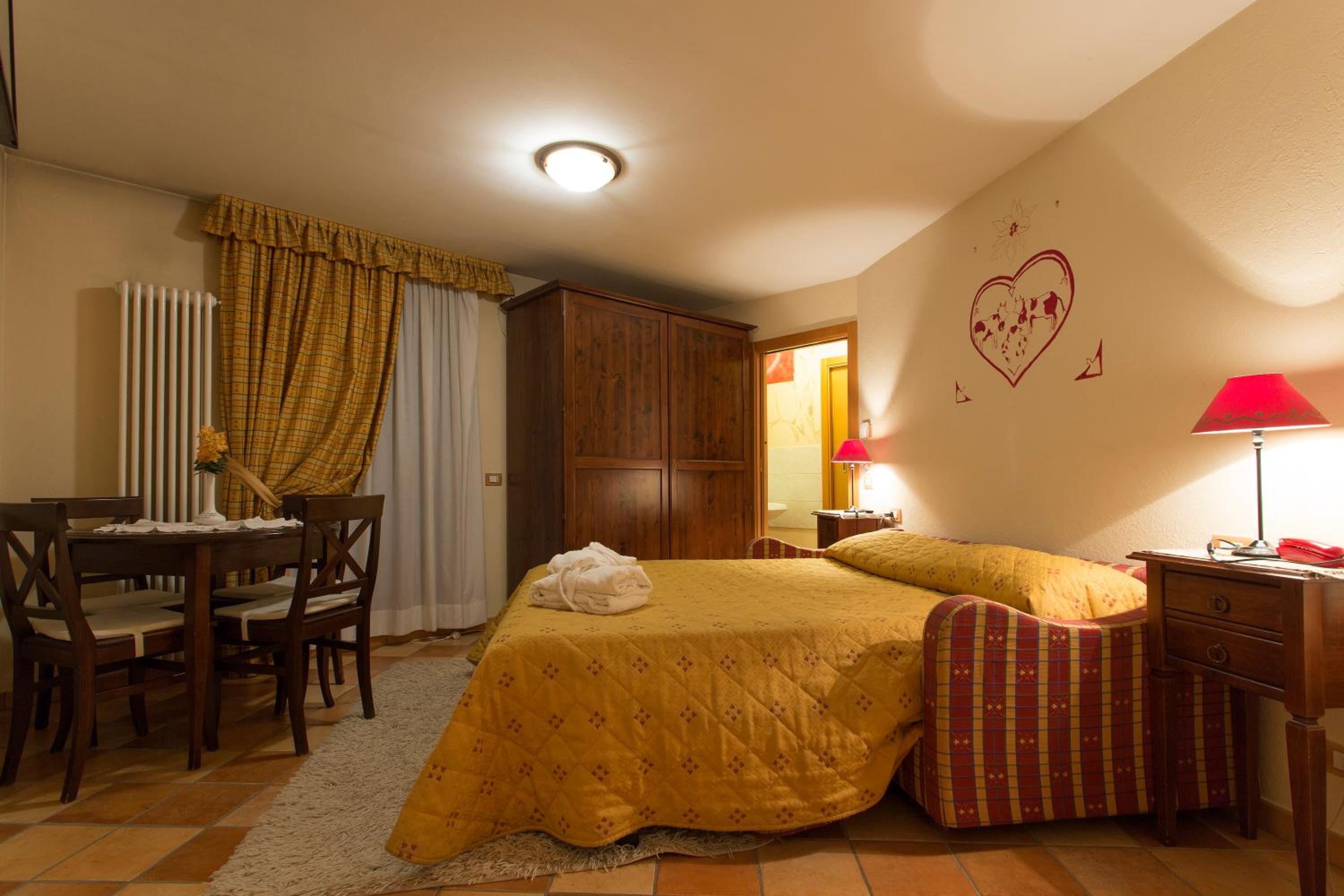 Suite photo 1