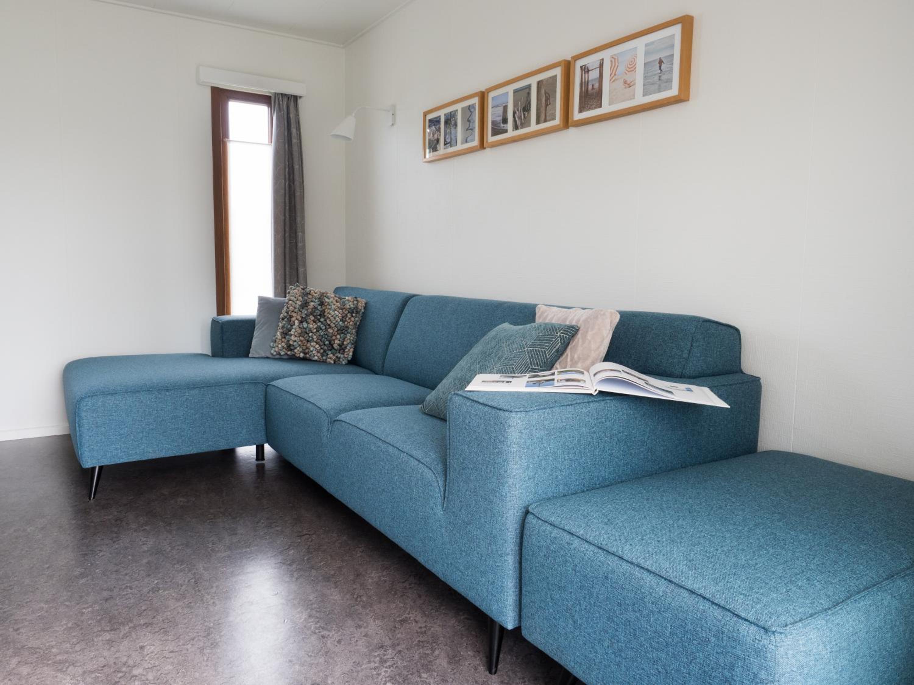 Superior Bungalow photo 1