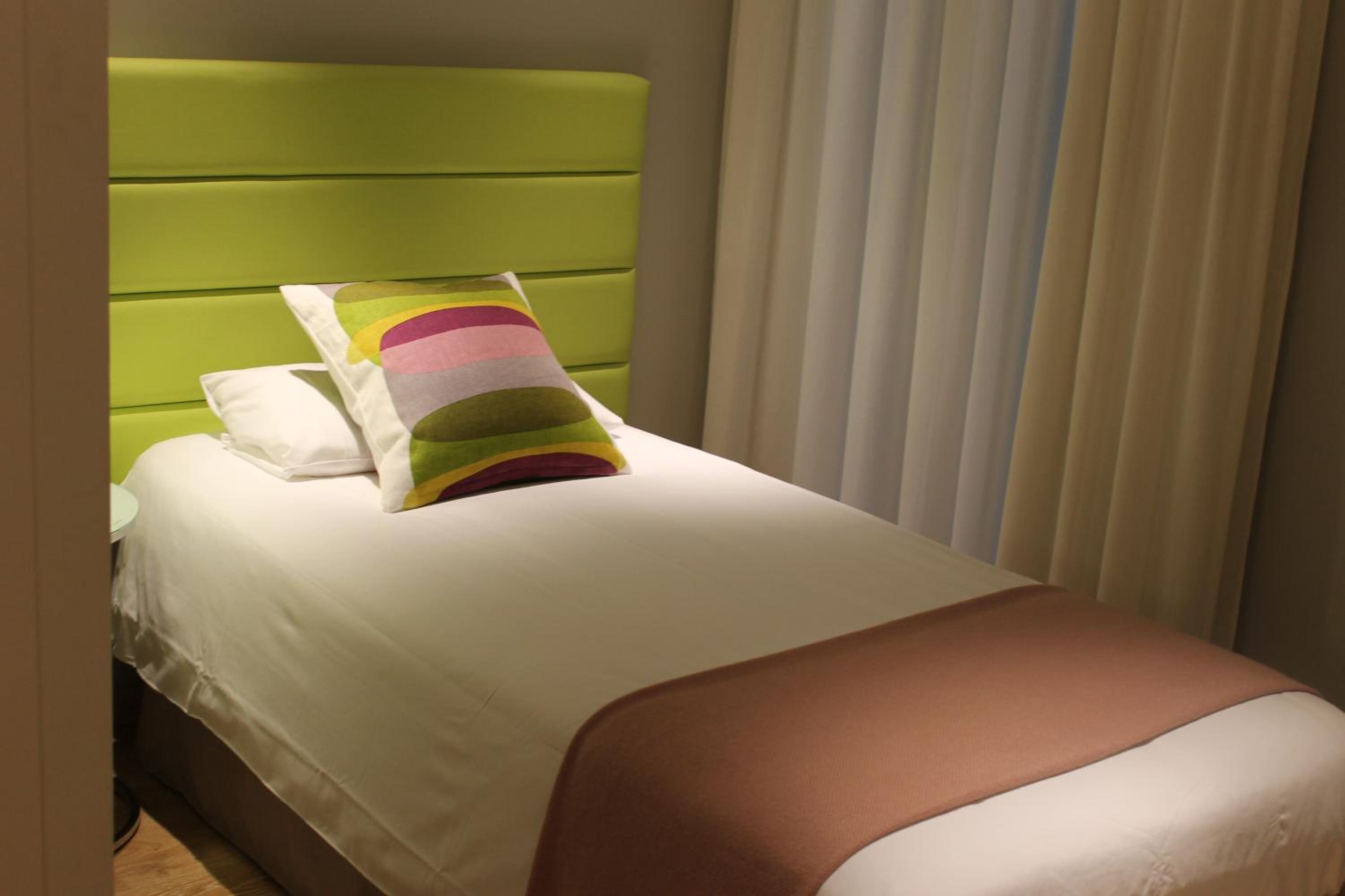 Single Room photo 2
