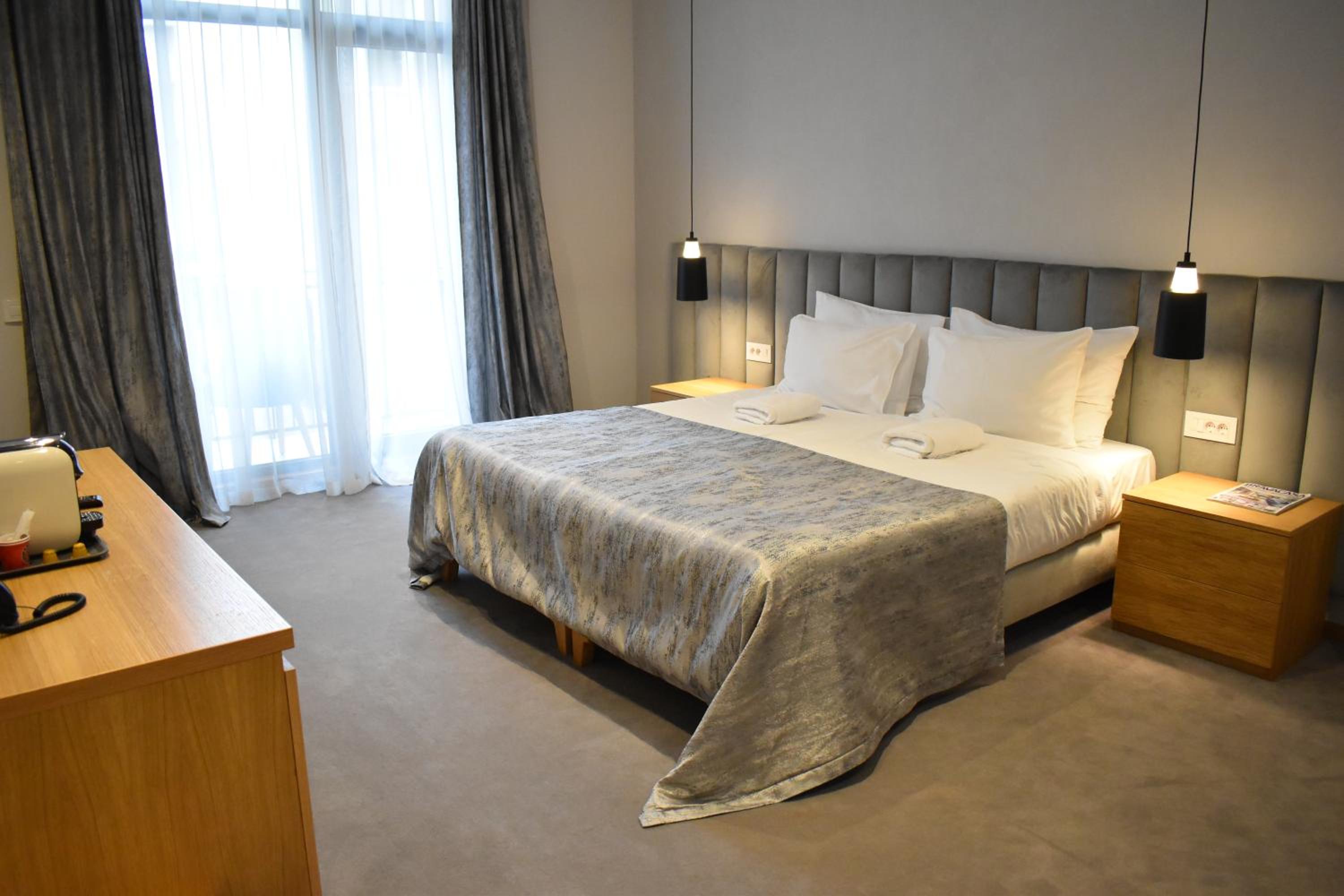 Deluxe Double or Twin Room - Photo 1