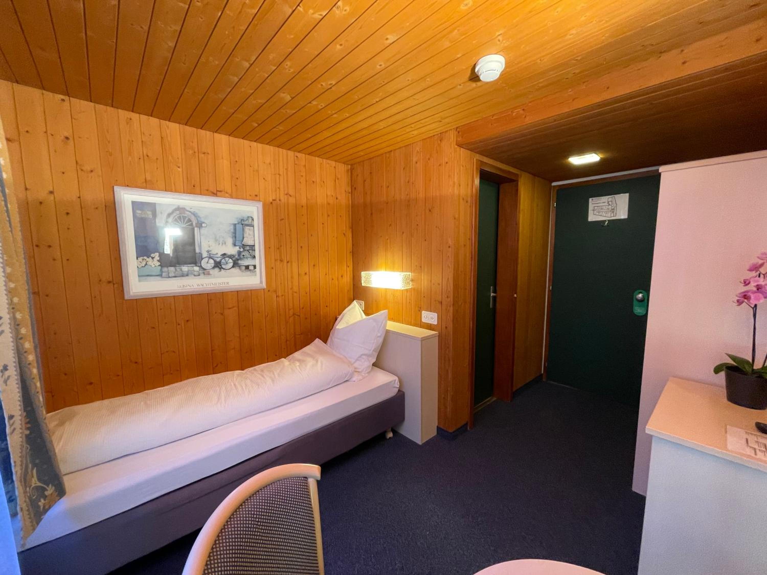 Budget Single Room