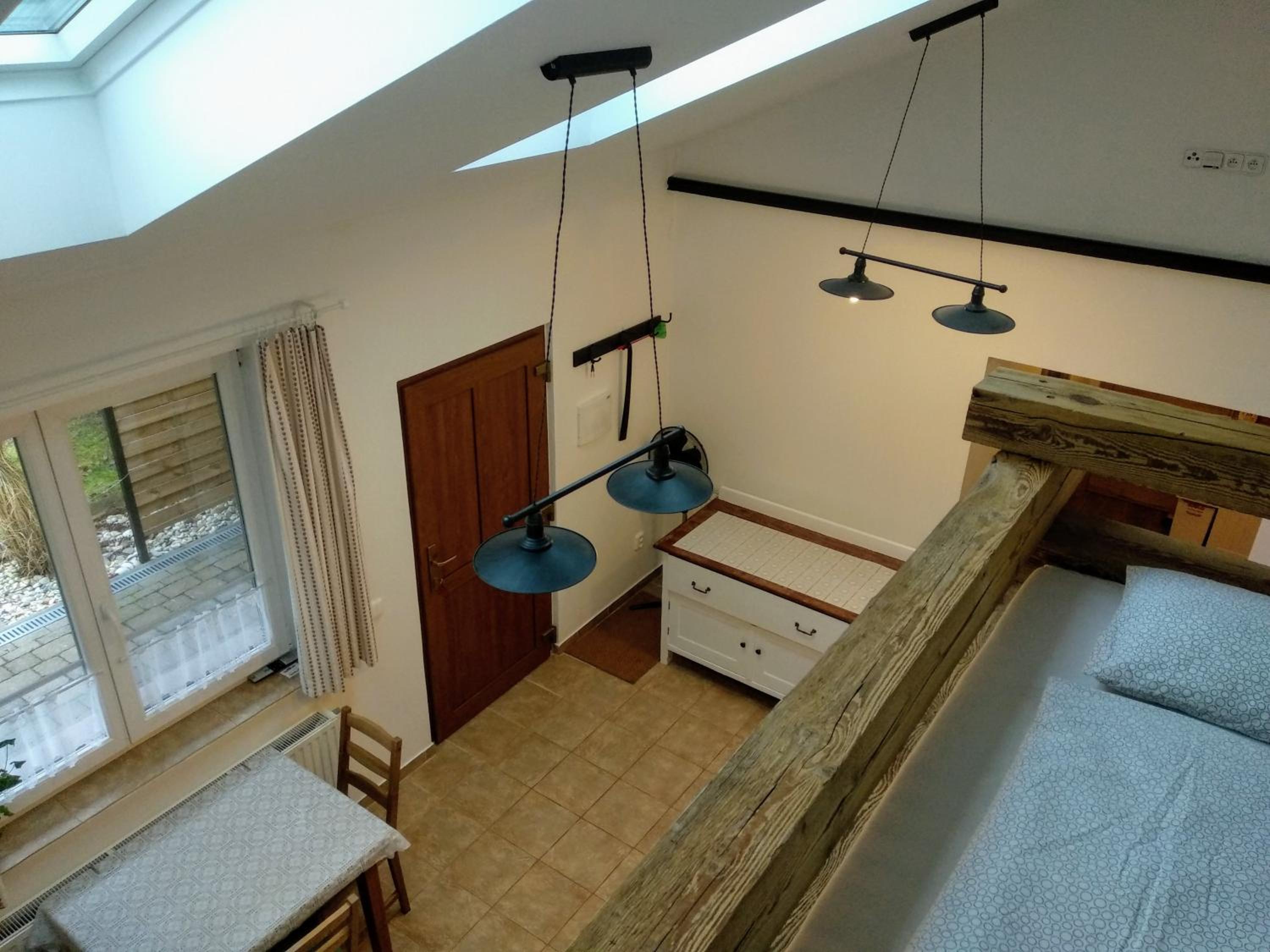 Studio Apartment - Photo 13