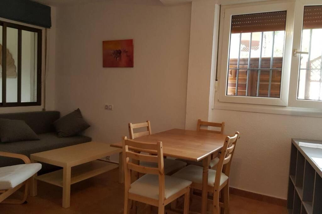 One-Bedroom Apartment photo 3