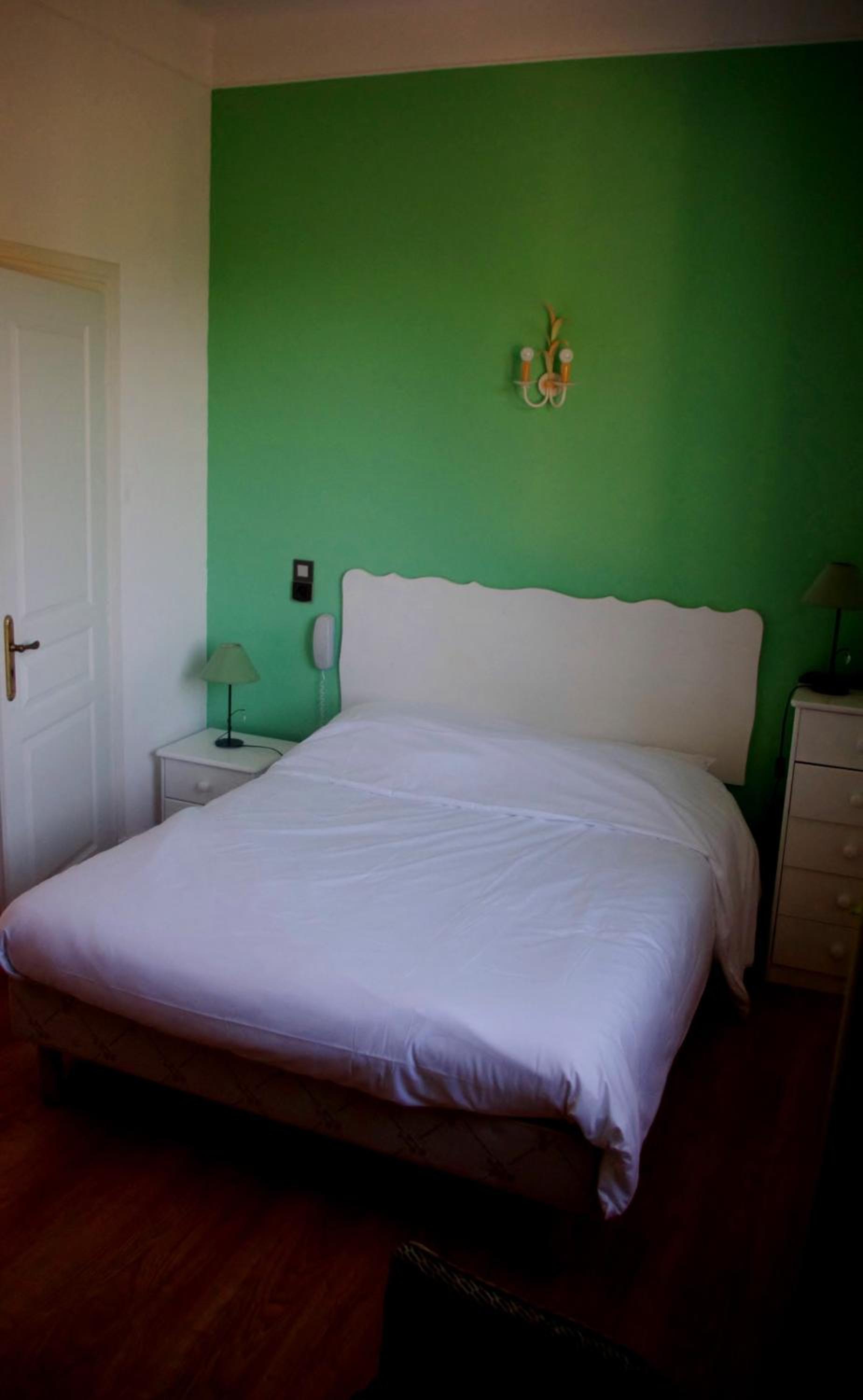 Standard Double Room photo 2