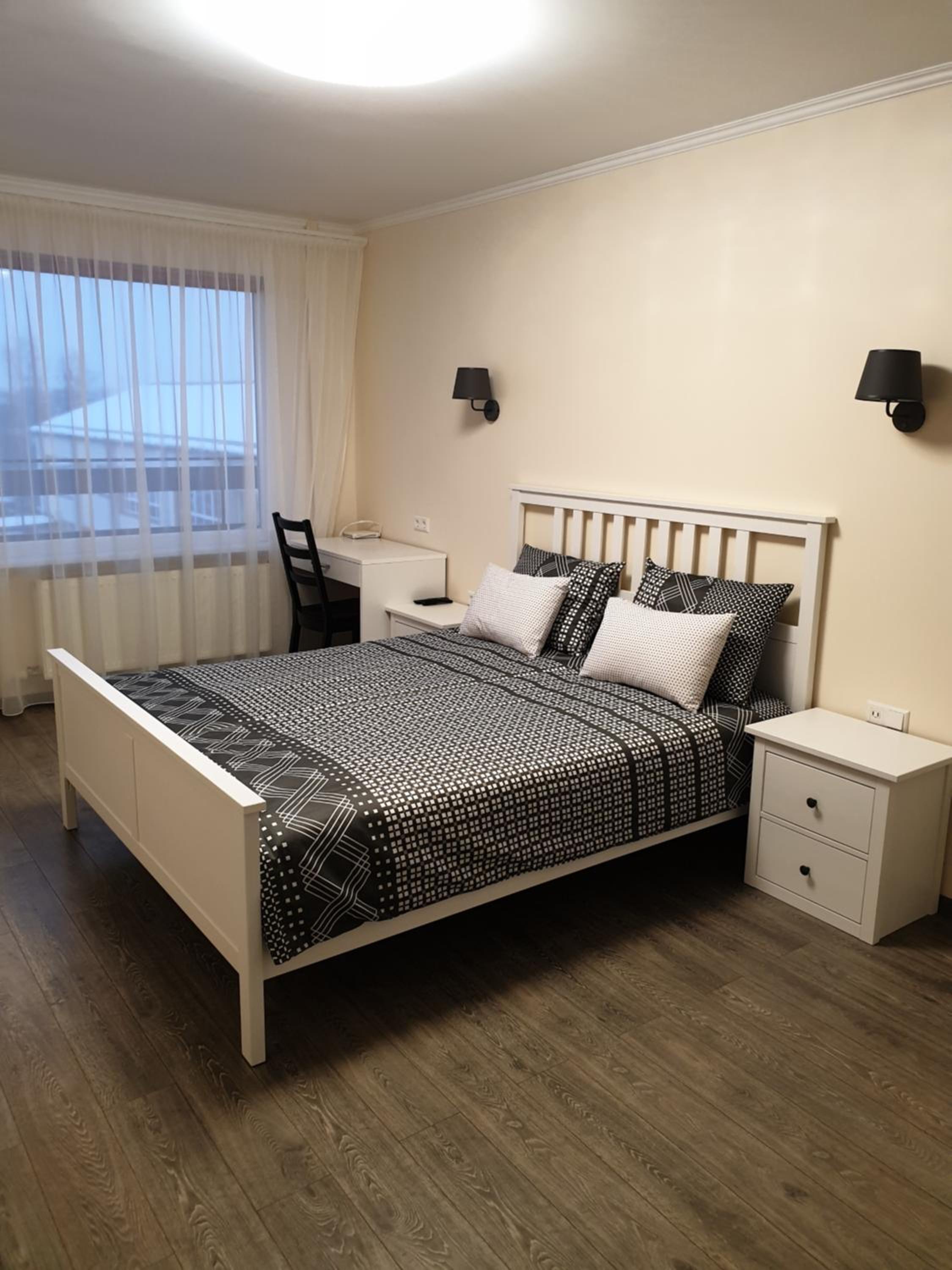One-Bedroom Apartment - Photo 17