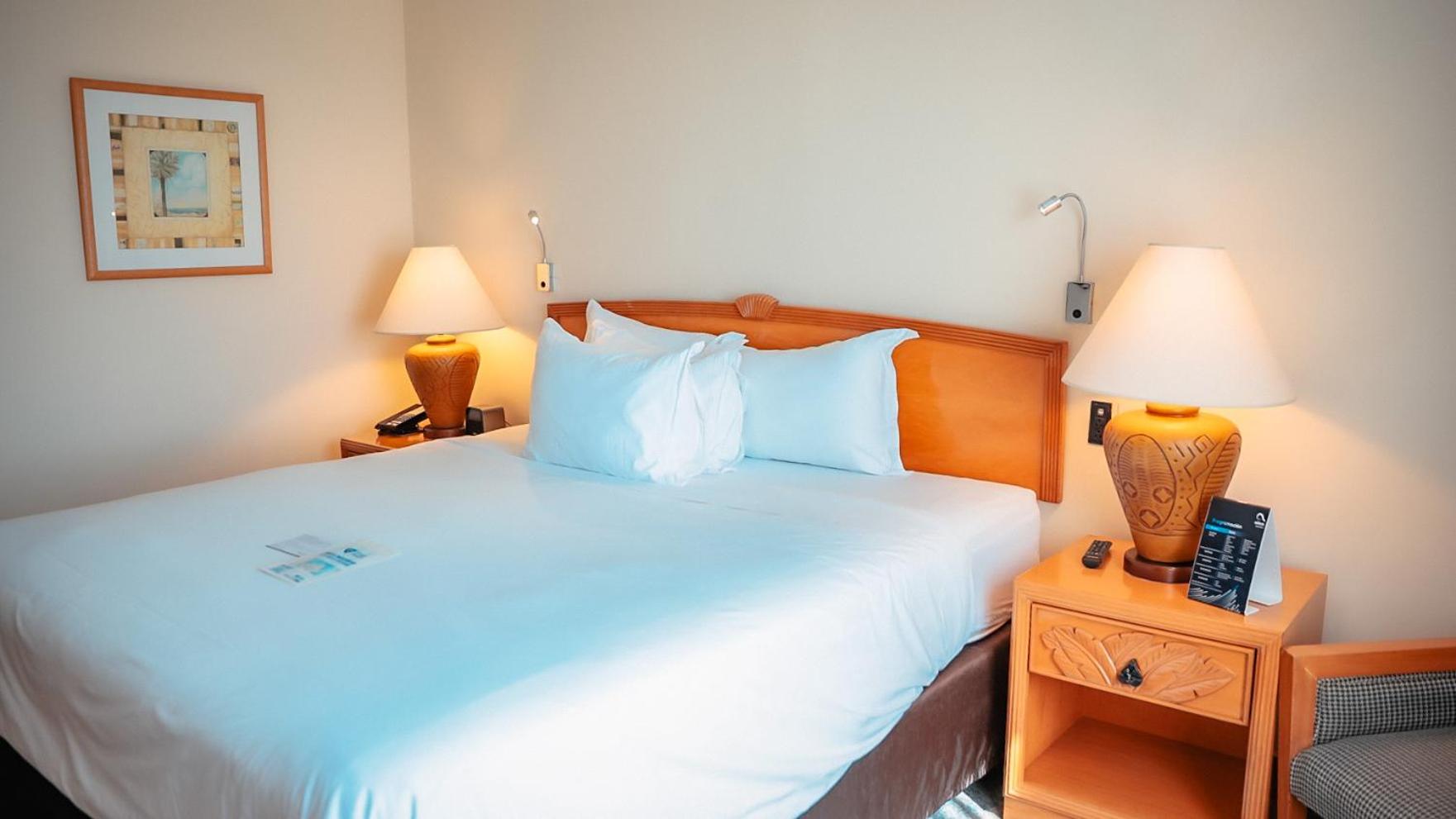 Standard King Room - Photo 3