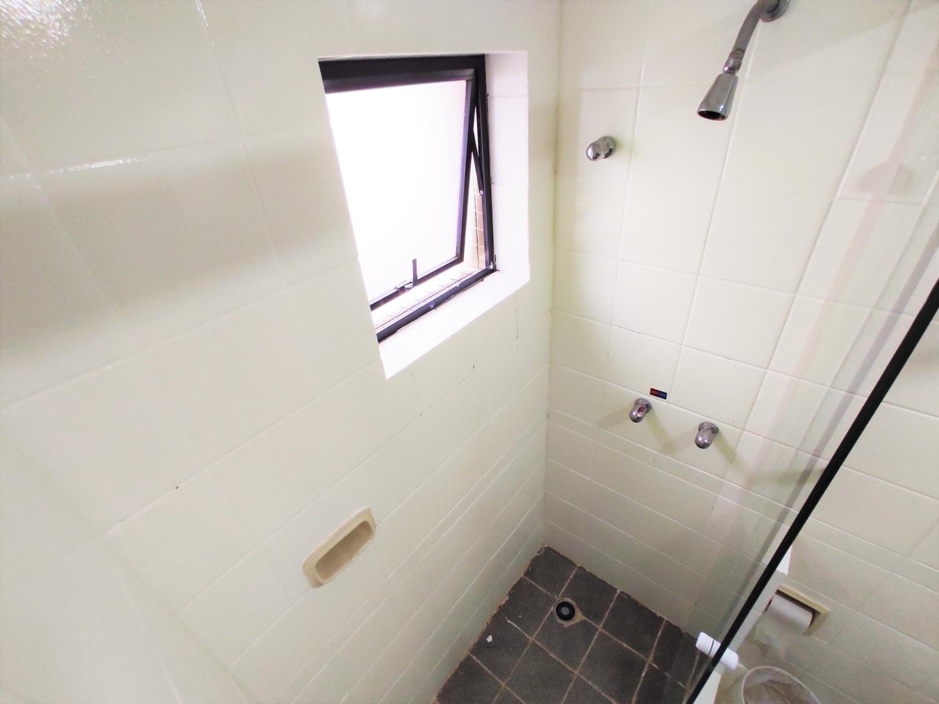 Standard Twin Room - Photo 4