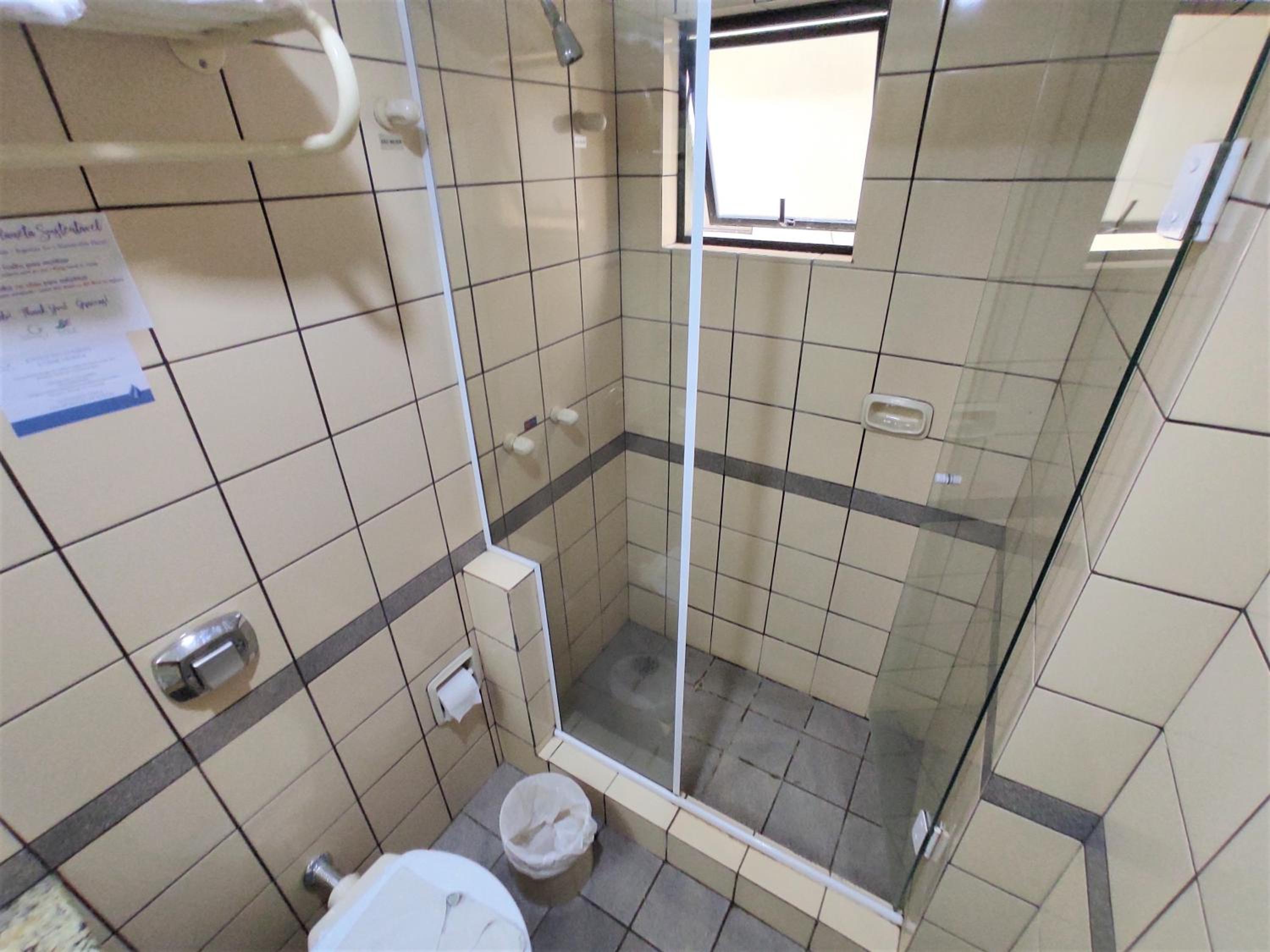 Standard Twin Room - Photo 8