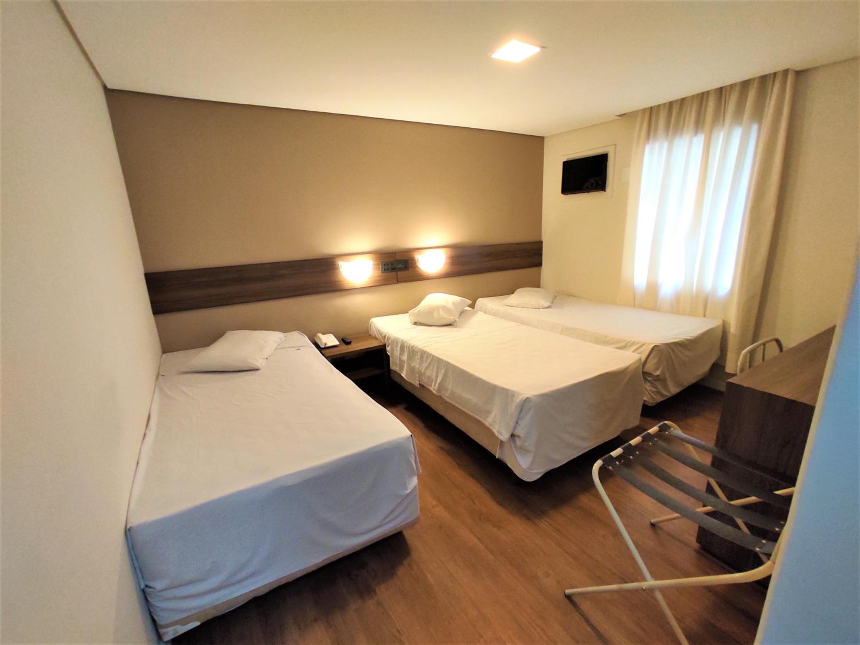 Standard Triple Room - Photo 1