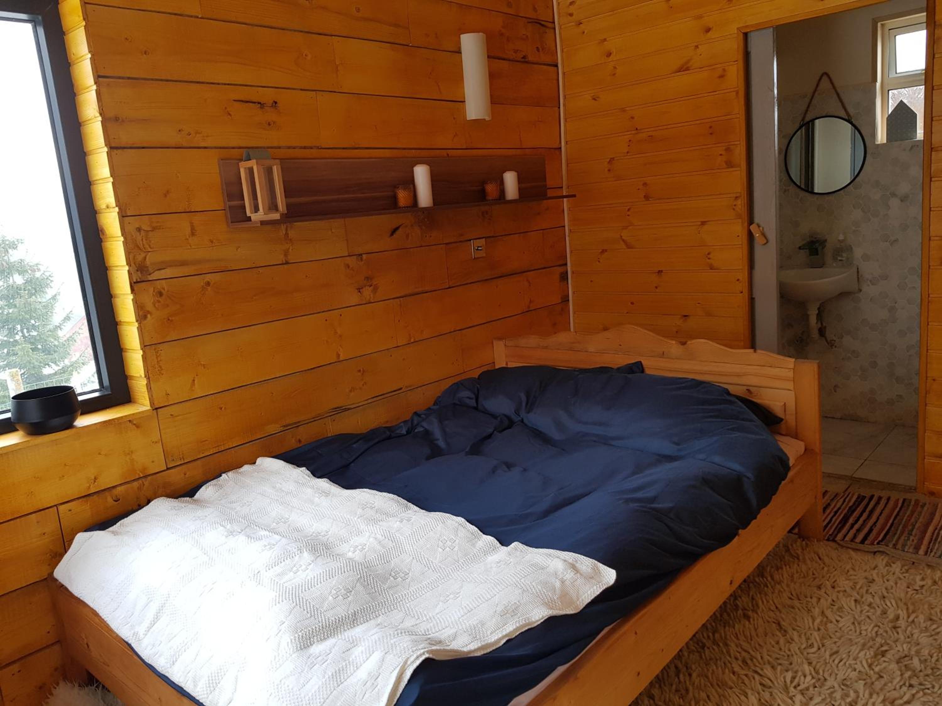 Two-Bedroom House - Photo 1