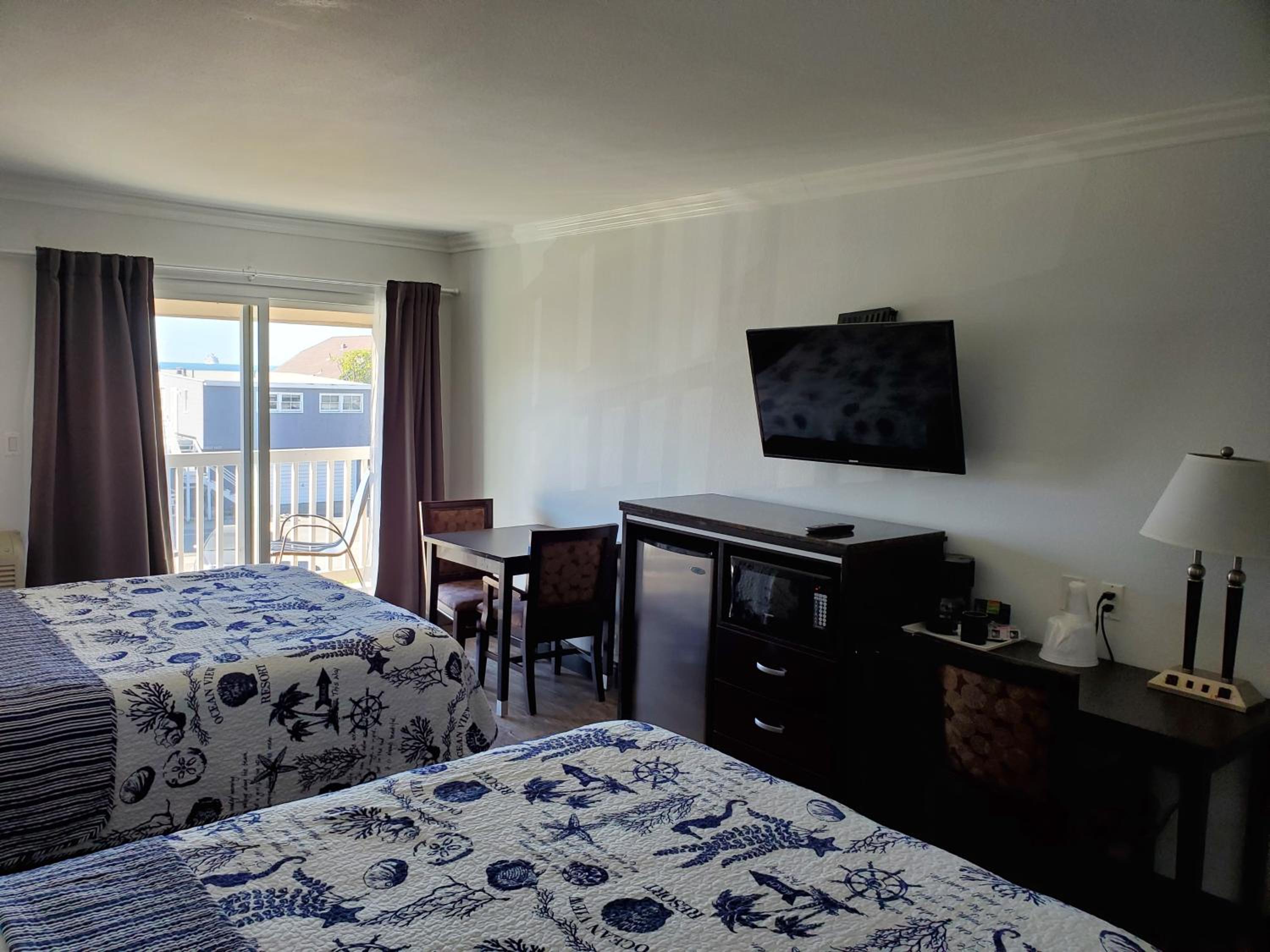 Deluxe Queen Room with Ocean View photo 1