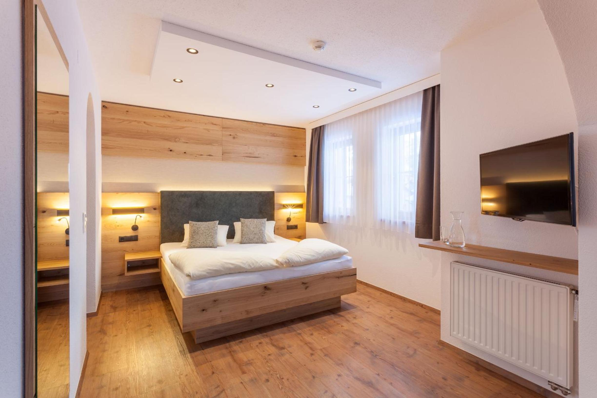 Superior Double Room - Photo 4