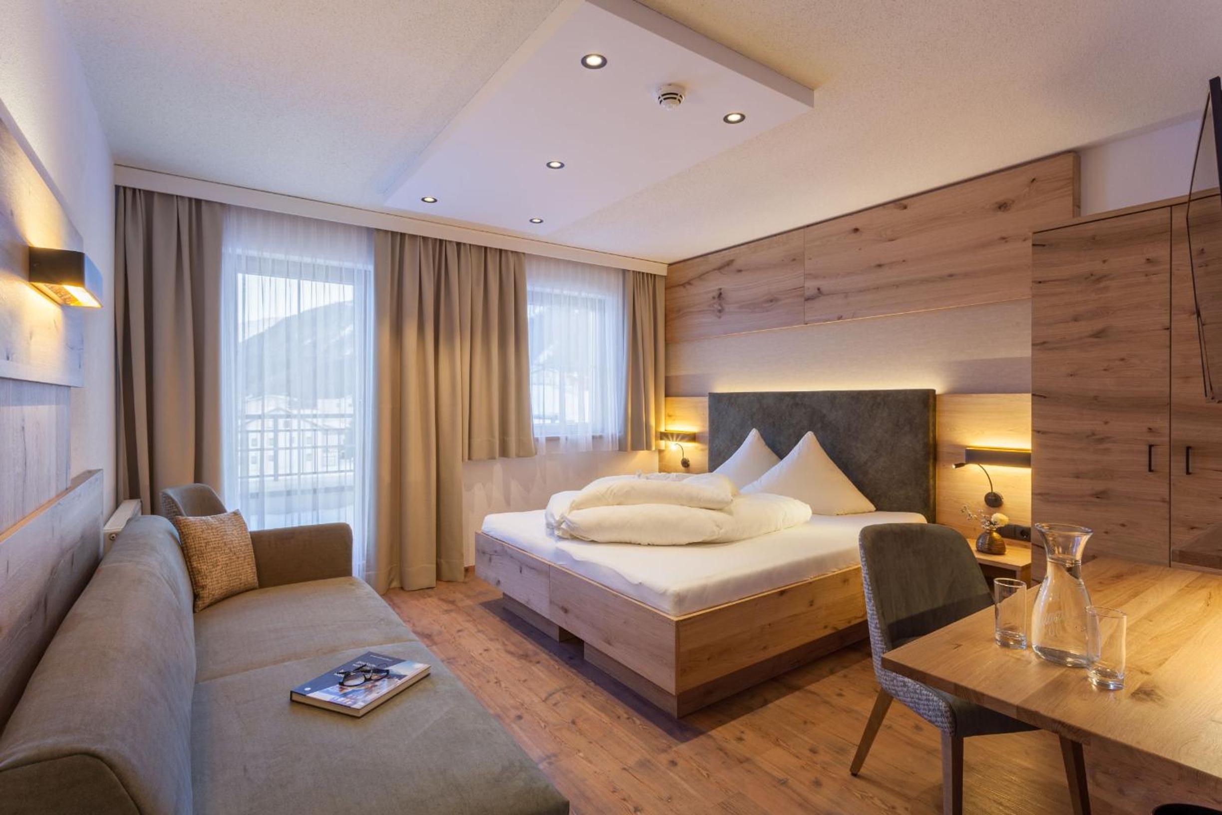 Double Room - Photo 3