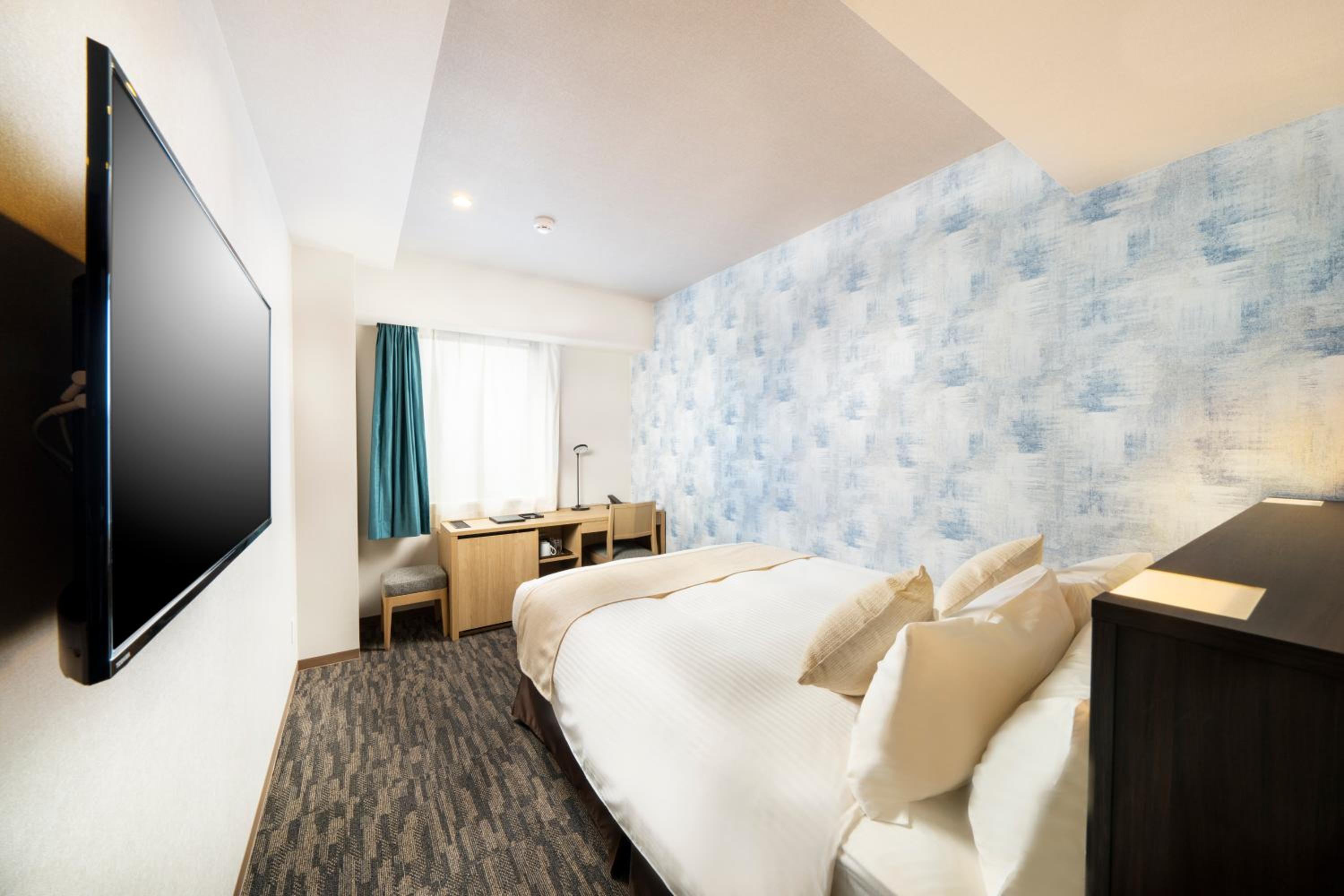 Standard Double Room - Photo 11