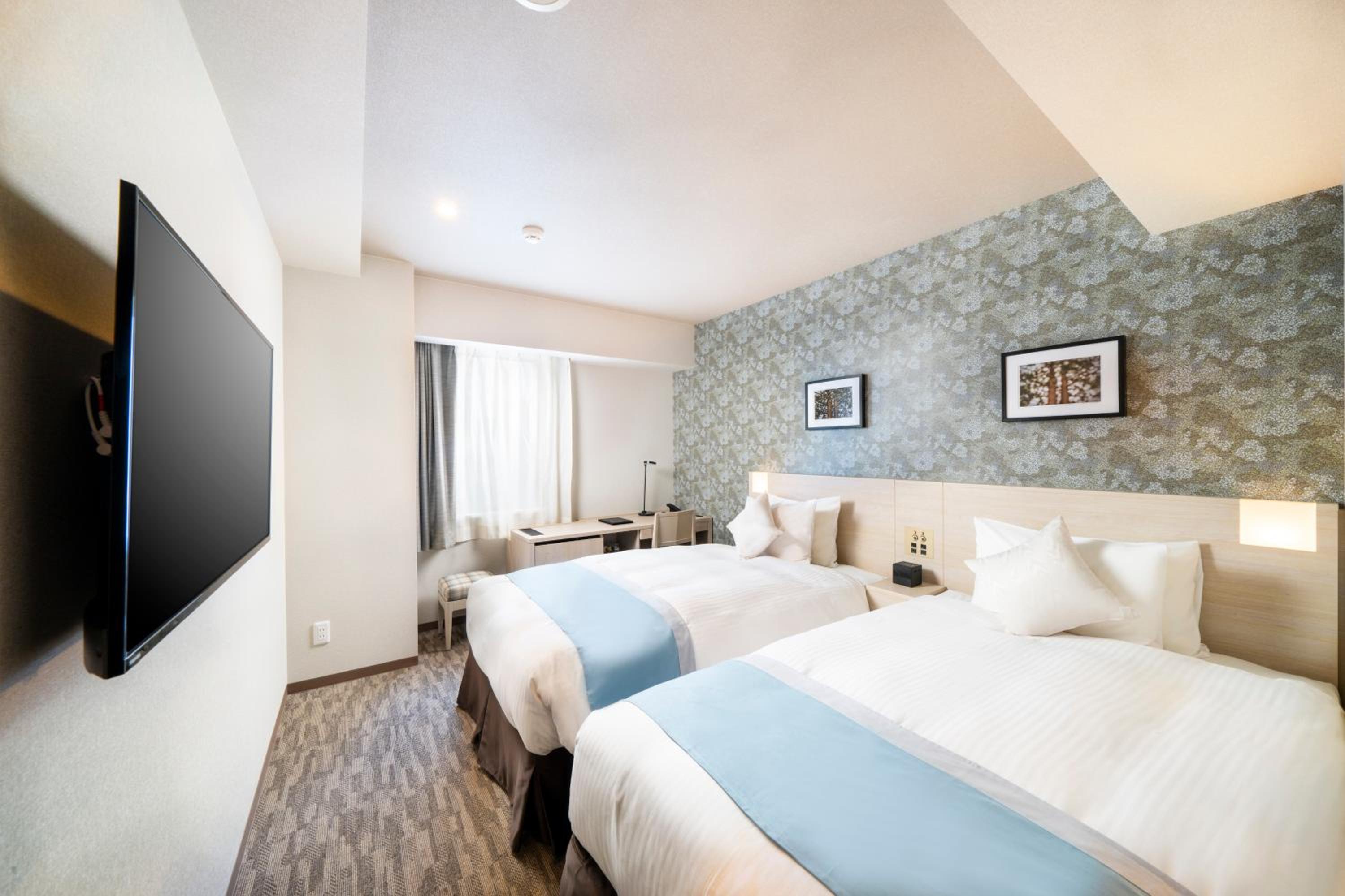 Superior Twin Room - Photo 1