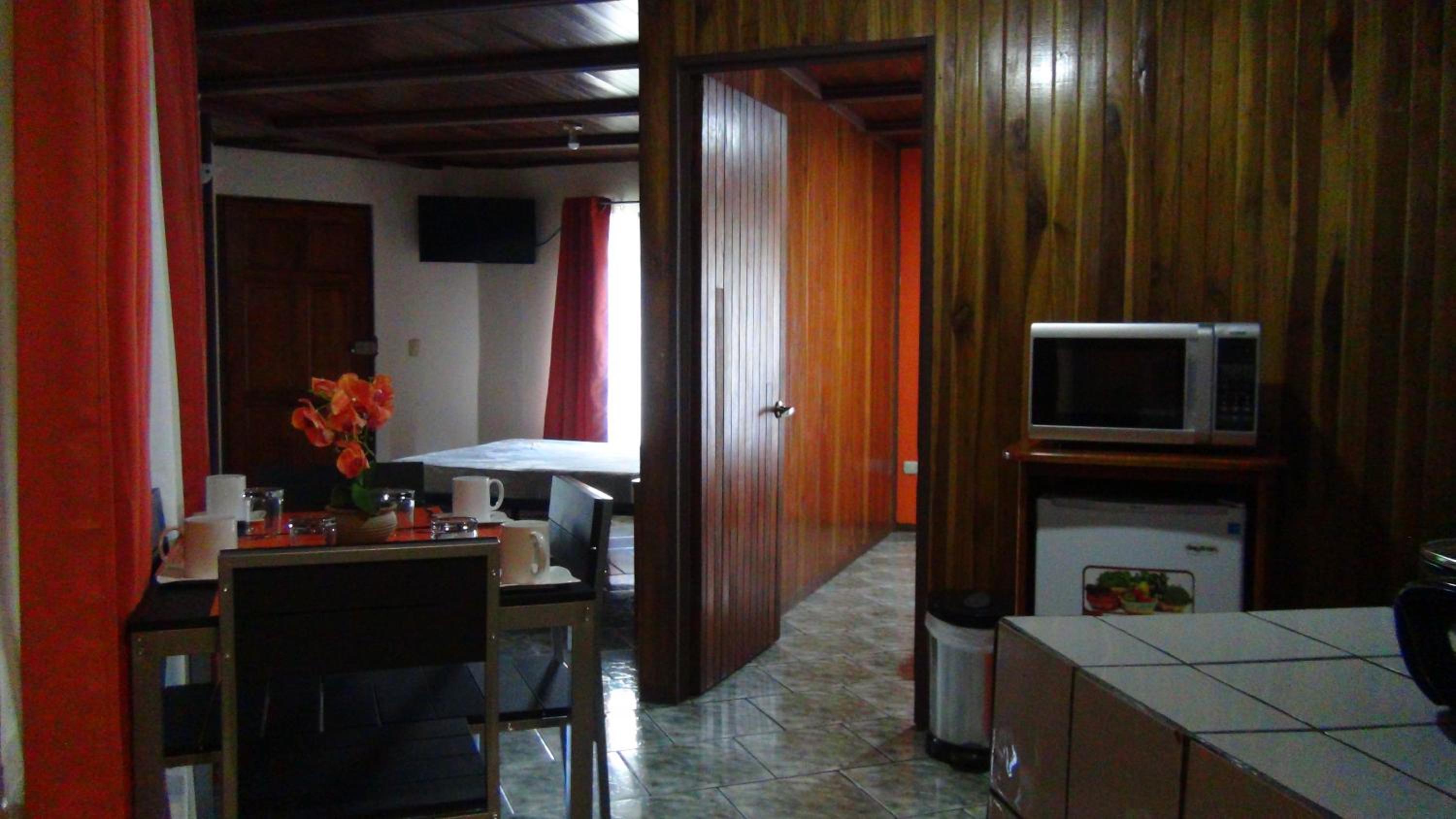Deluxe Family Room photo 1