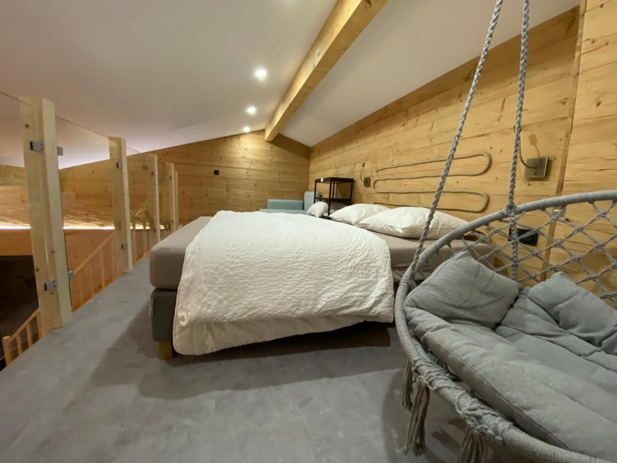 One-Bedroom Chalet - Photo 3