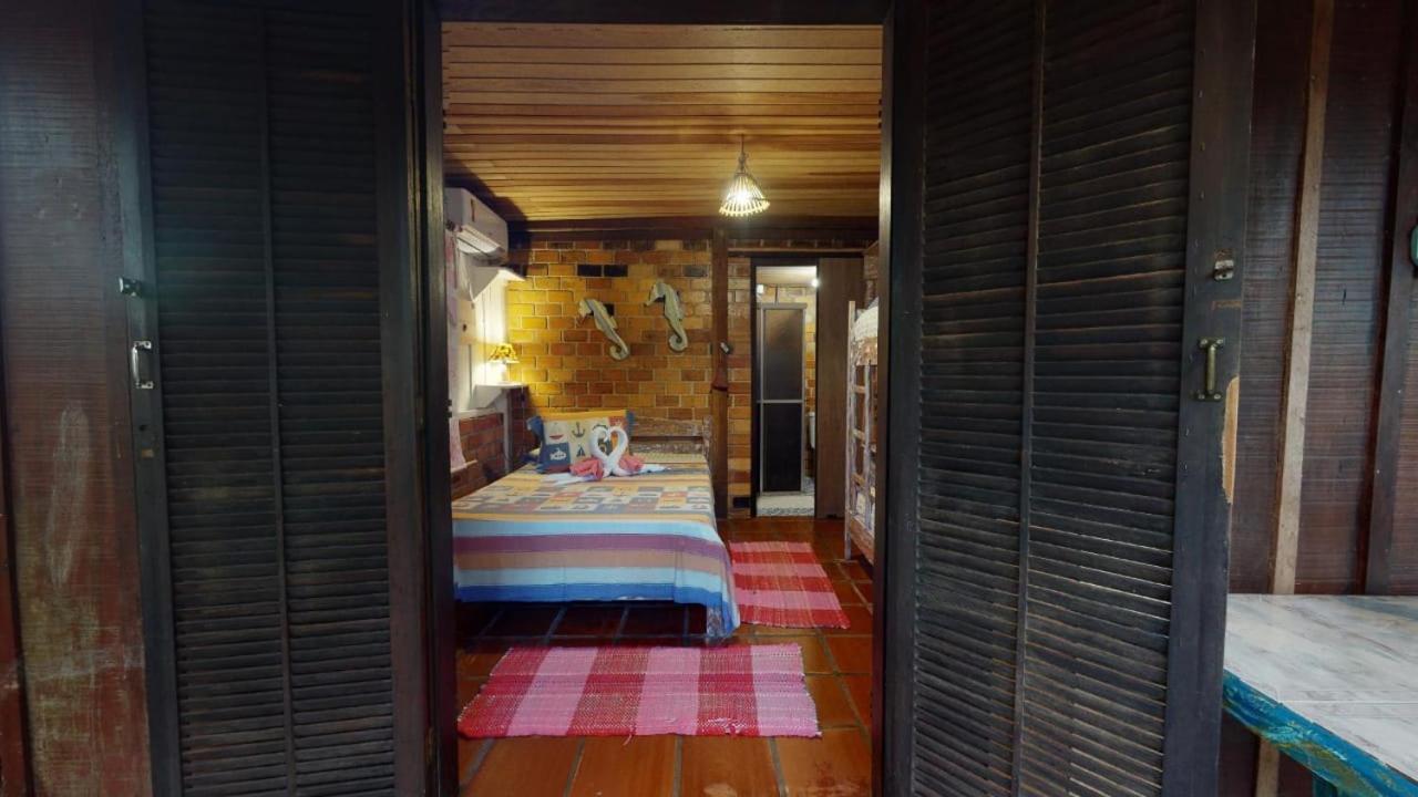 Family Room with Private Bathroom photo 2