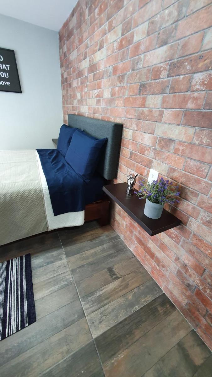 Double or Twin Room with Private Bathroom photo 3