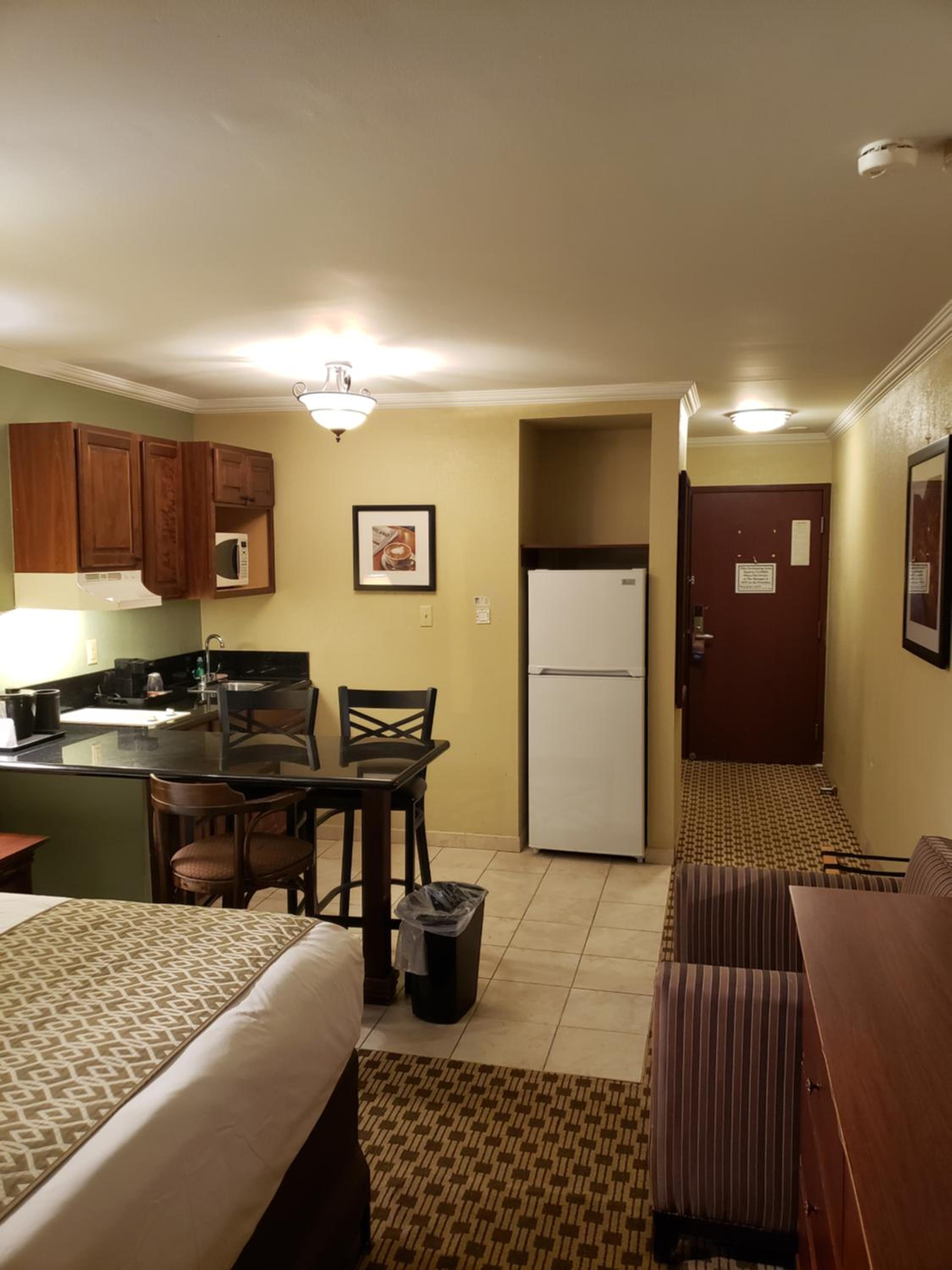 Deluxe King Studio Suite Non Smoking photo 3