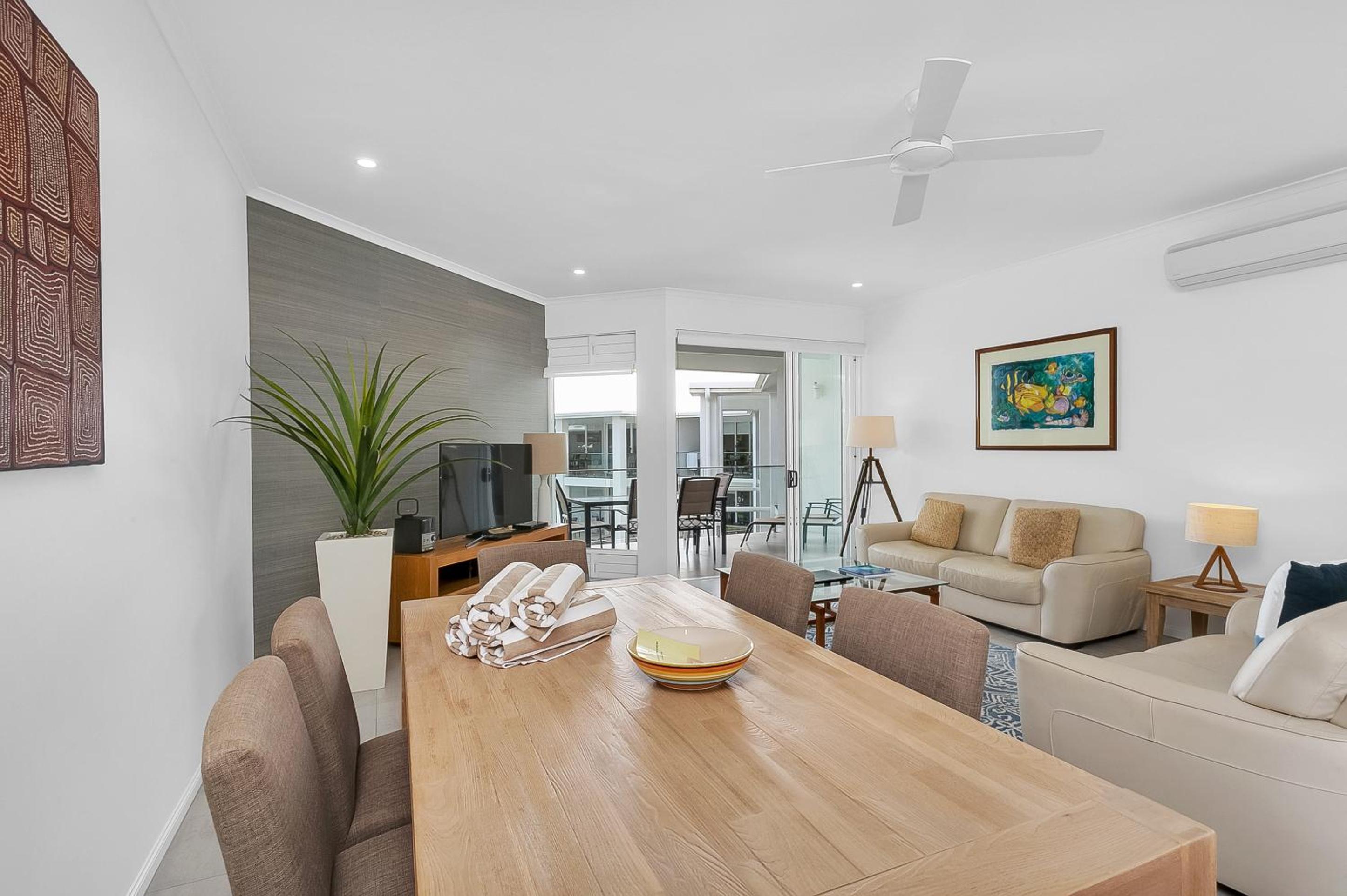 Deluxe Two Bedroom Apartment