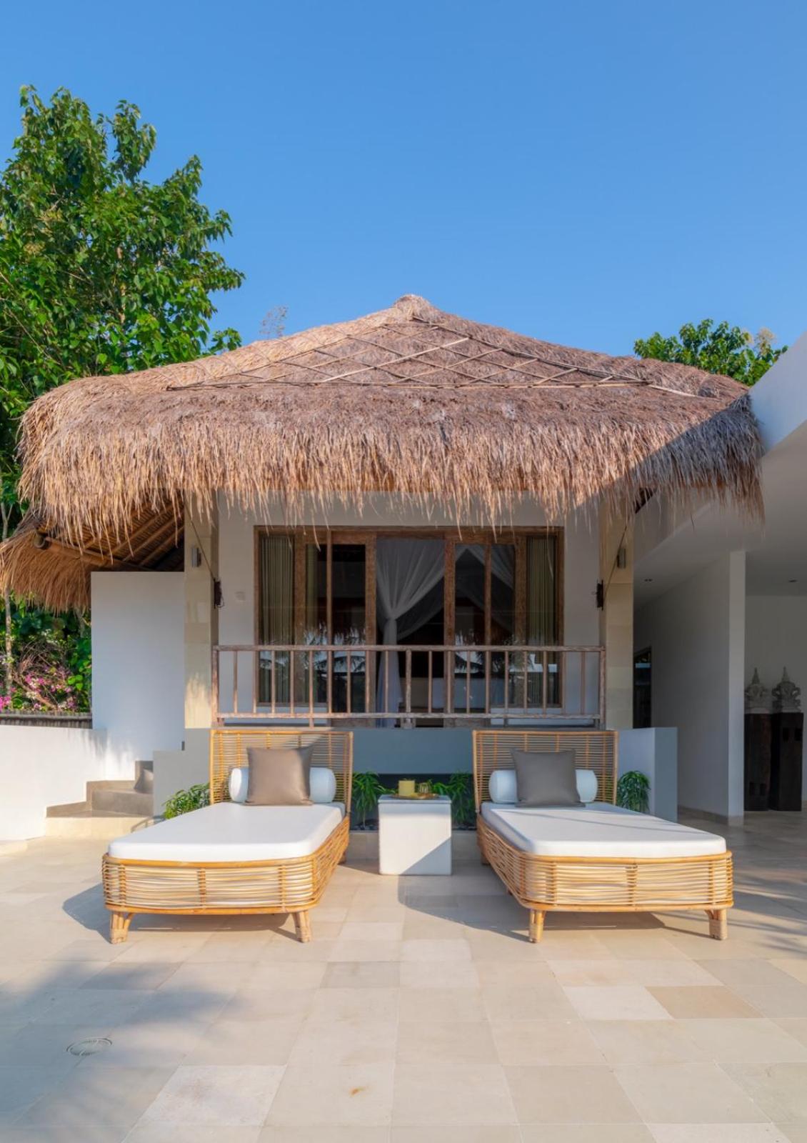 Villa photo 3