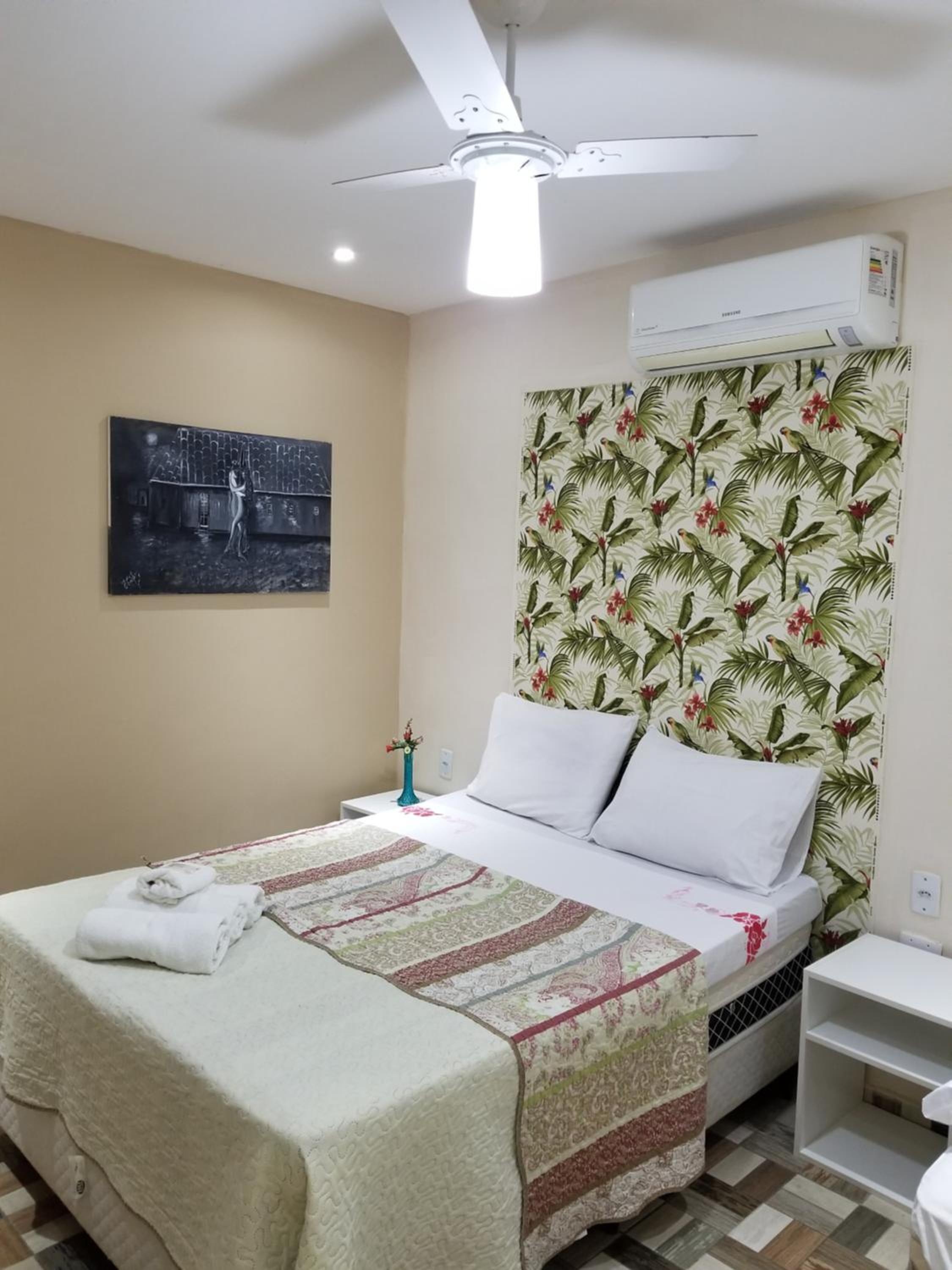 Triple Room with Bathroom - Photo 1