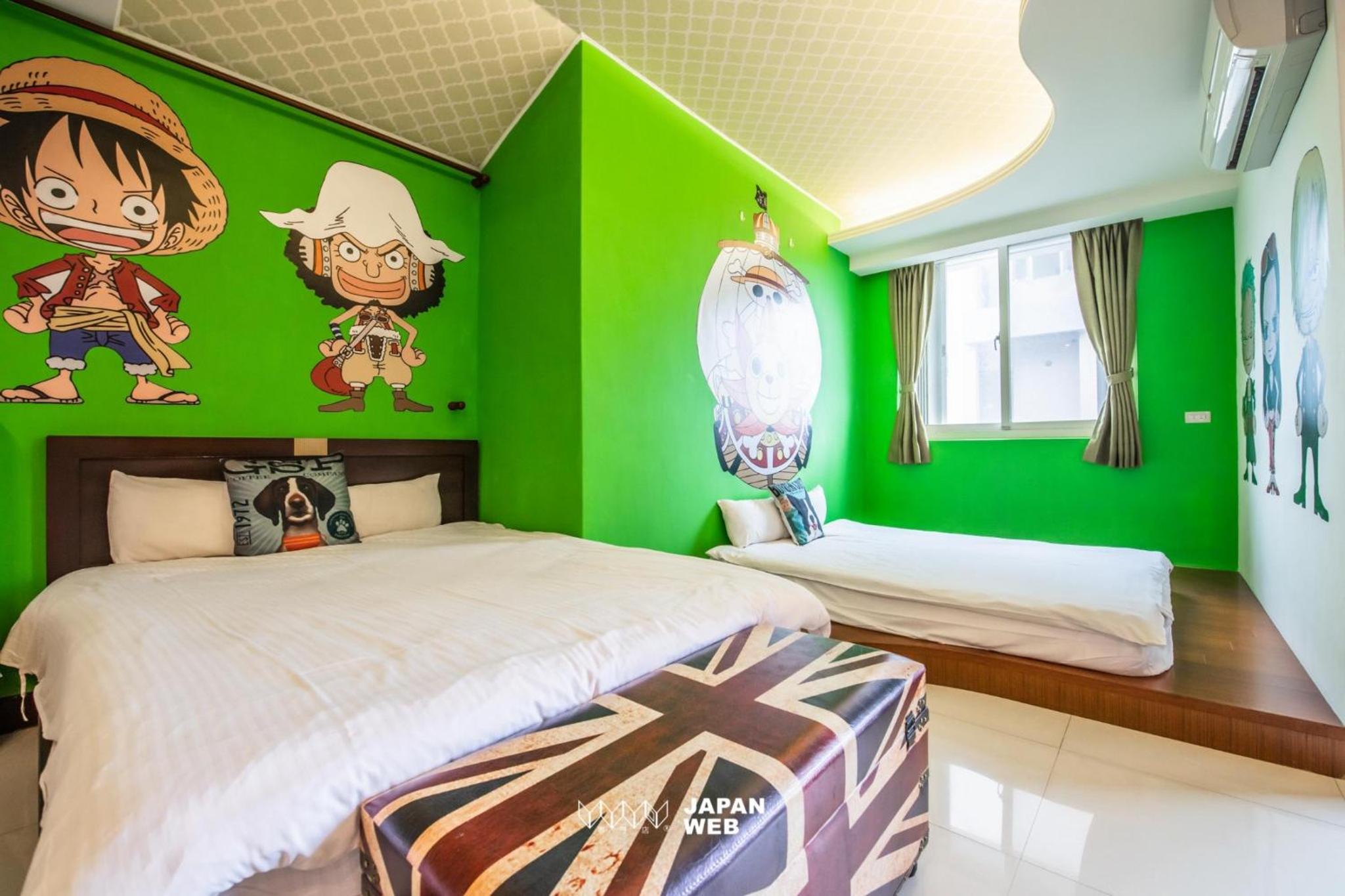 Quadruple Room with Balcony photo 2