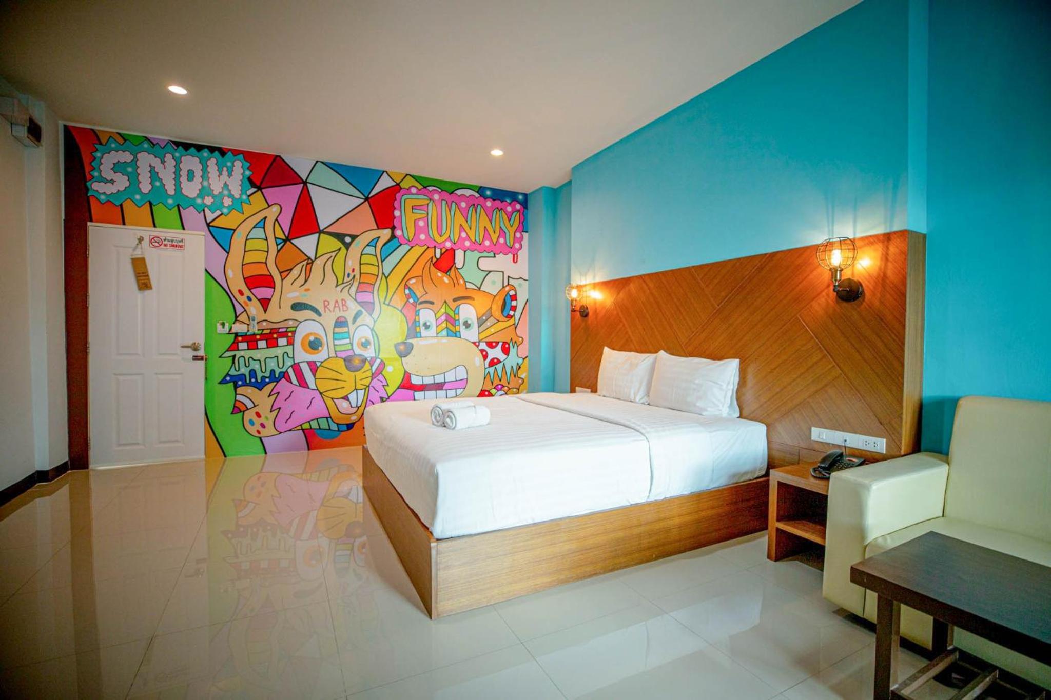 Deluxe Double Room - Photo 33