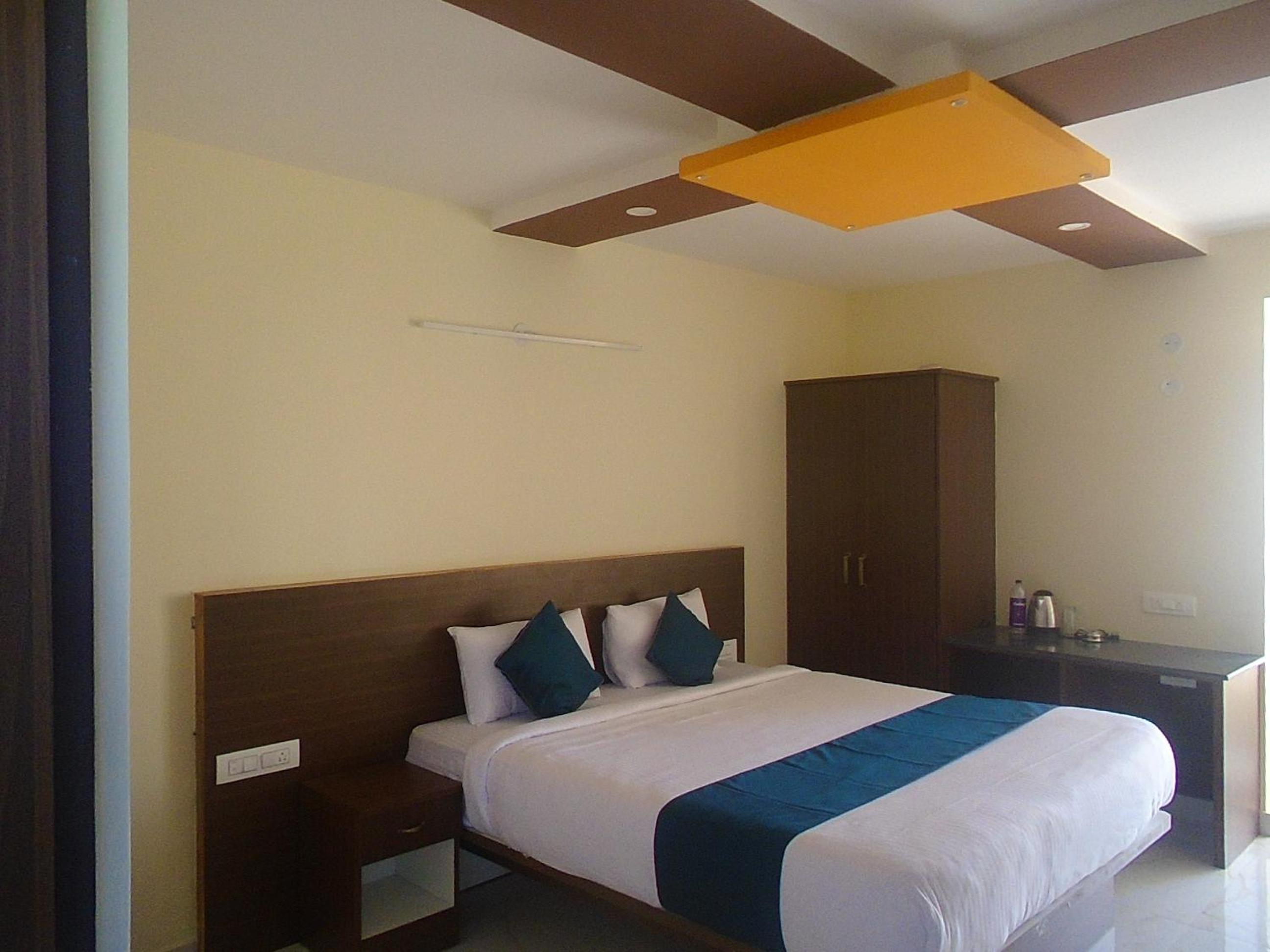 Deluxe Room - Photo 4