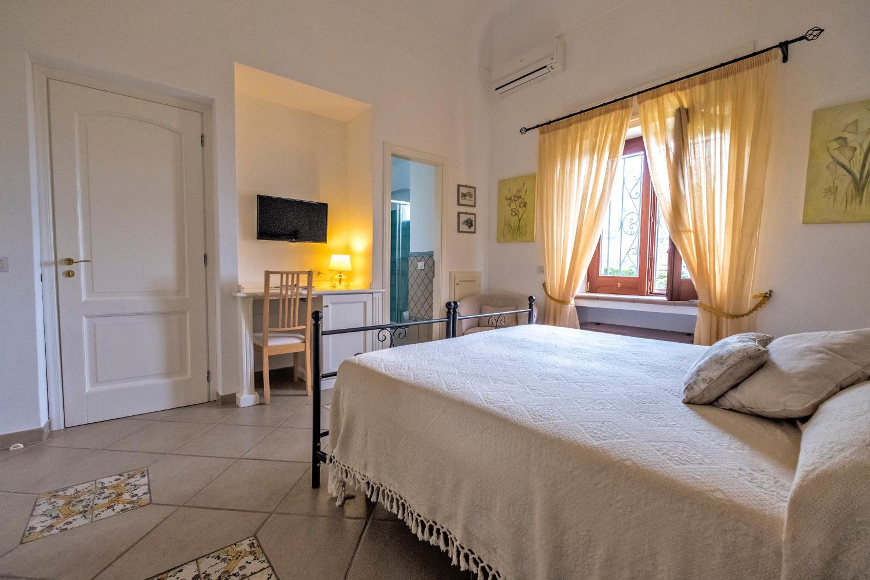 Large Double Room