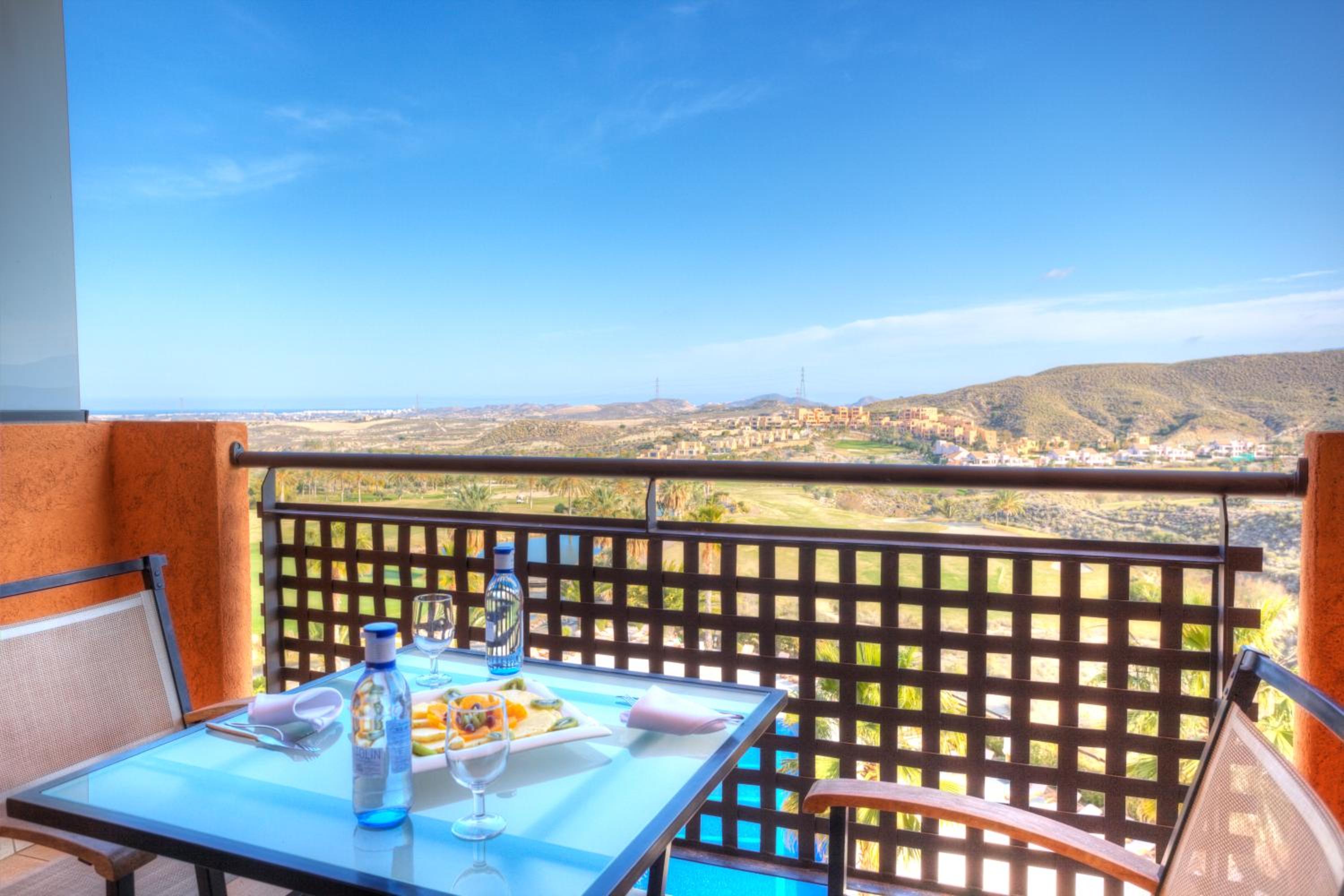 Twin Room with Golf View (1 Adult) photo 3