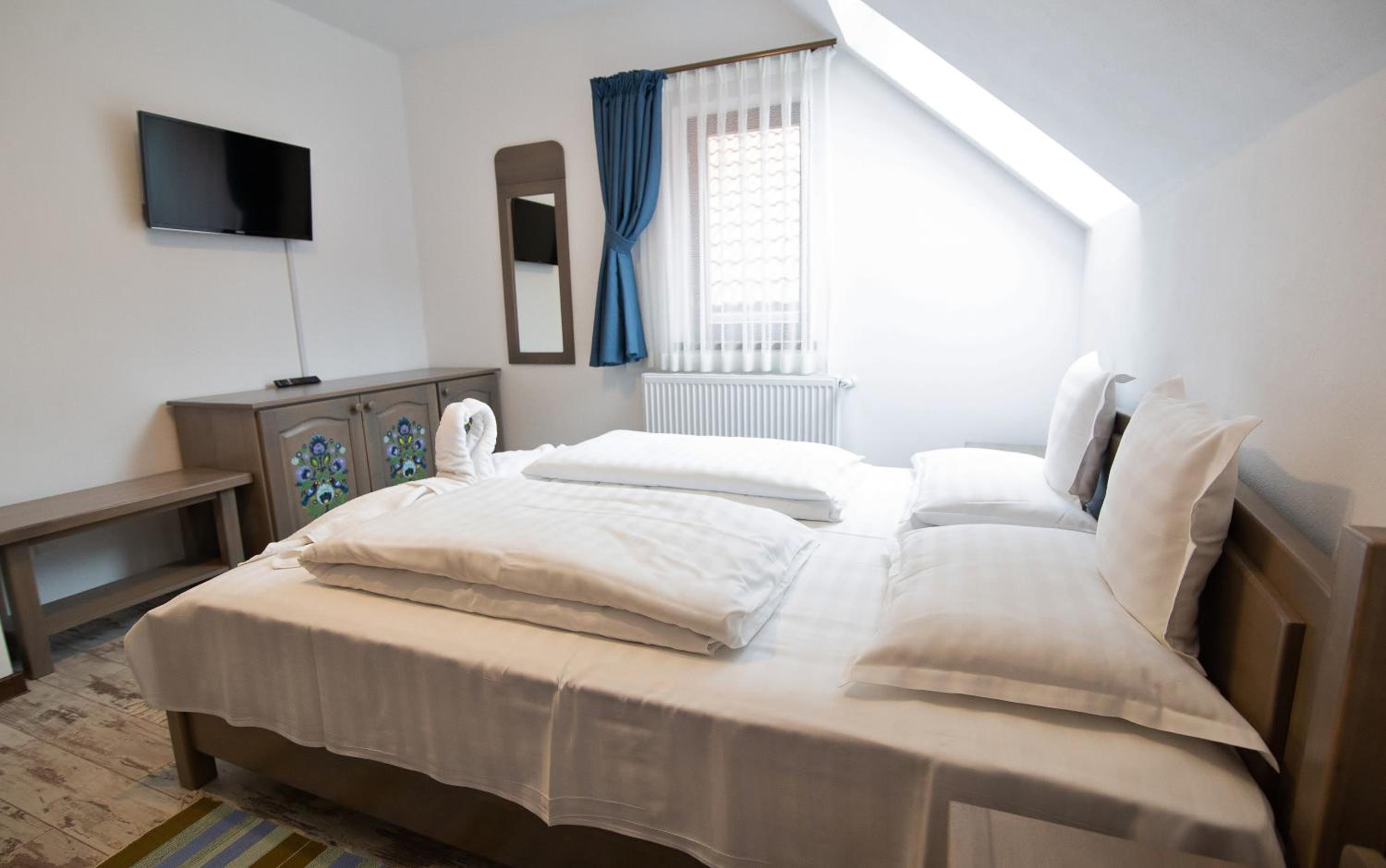 Double Room with Private Bathroom - Photo 1
