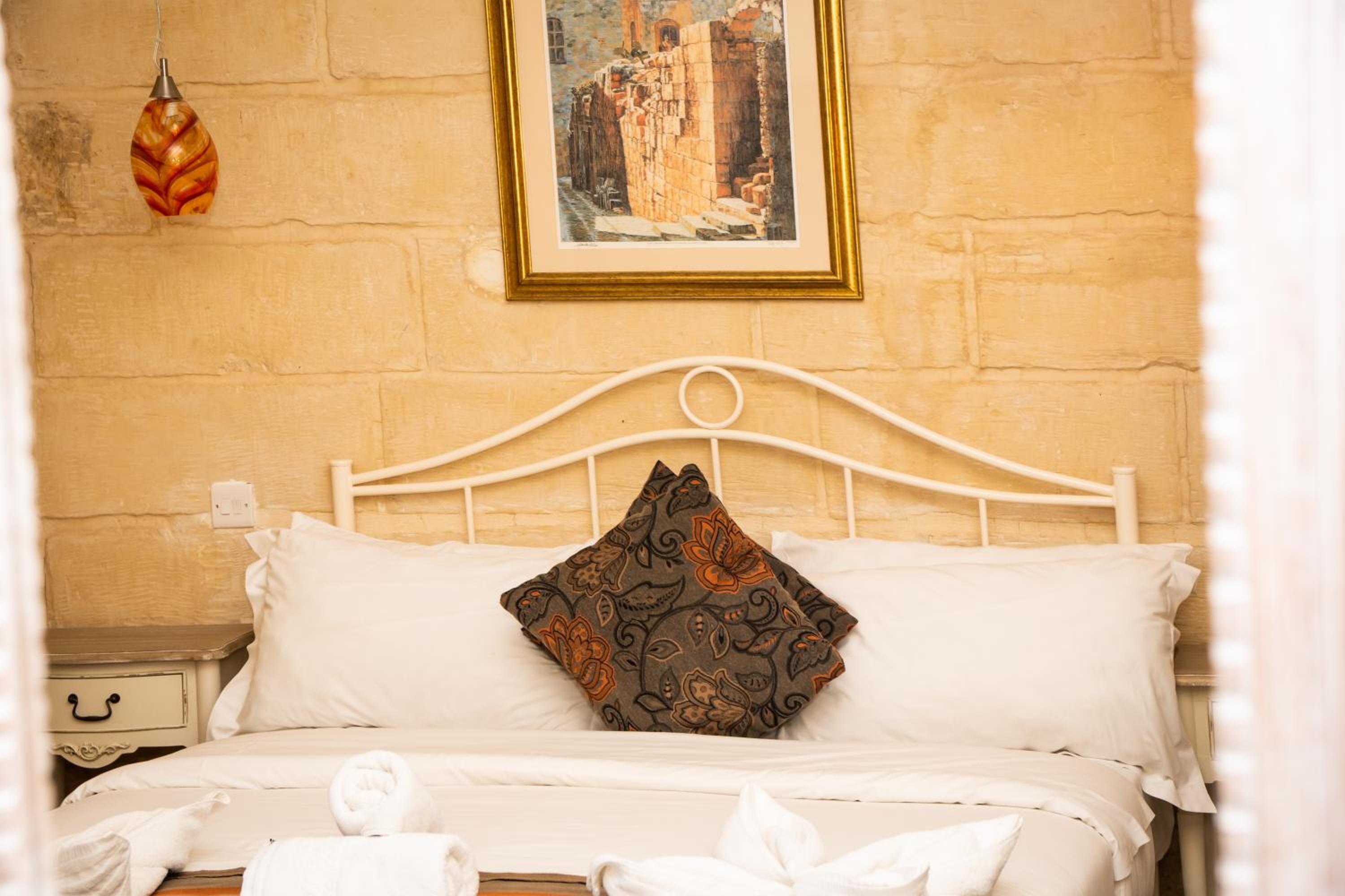 Superior Double Room - Photo 15