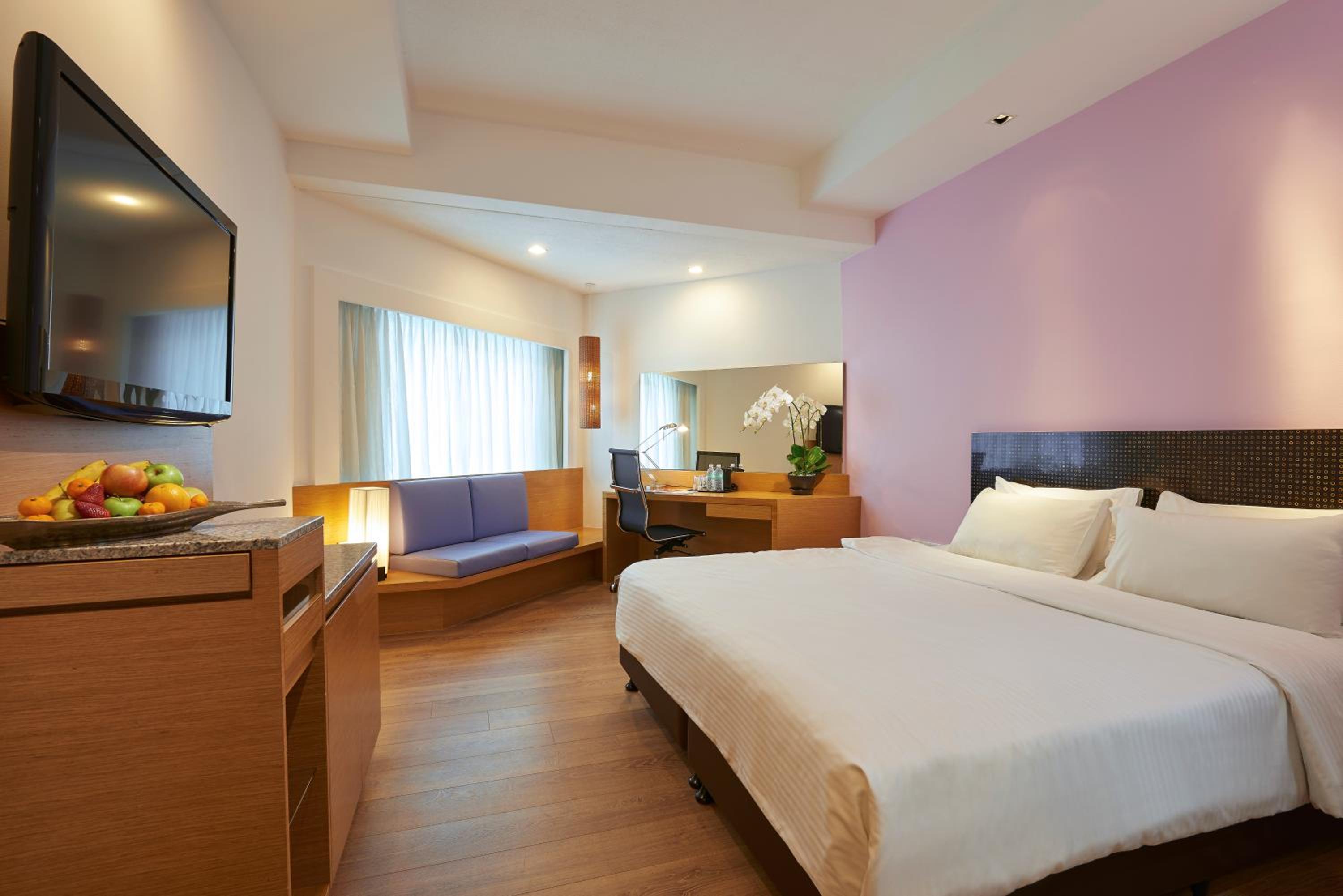 Deluxe Double or Twin Room photo 3